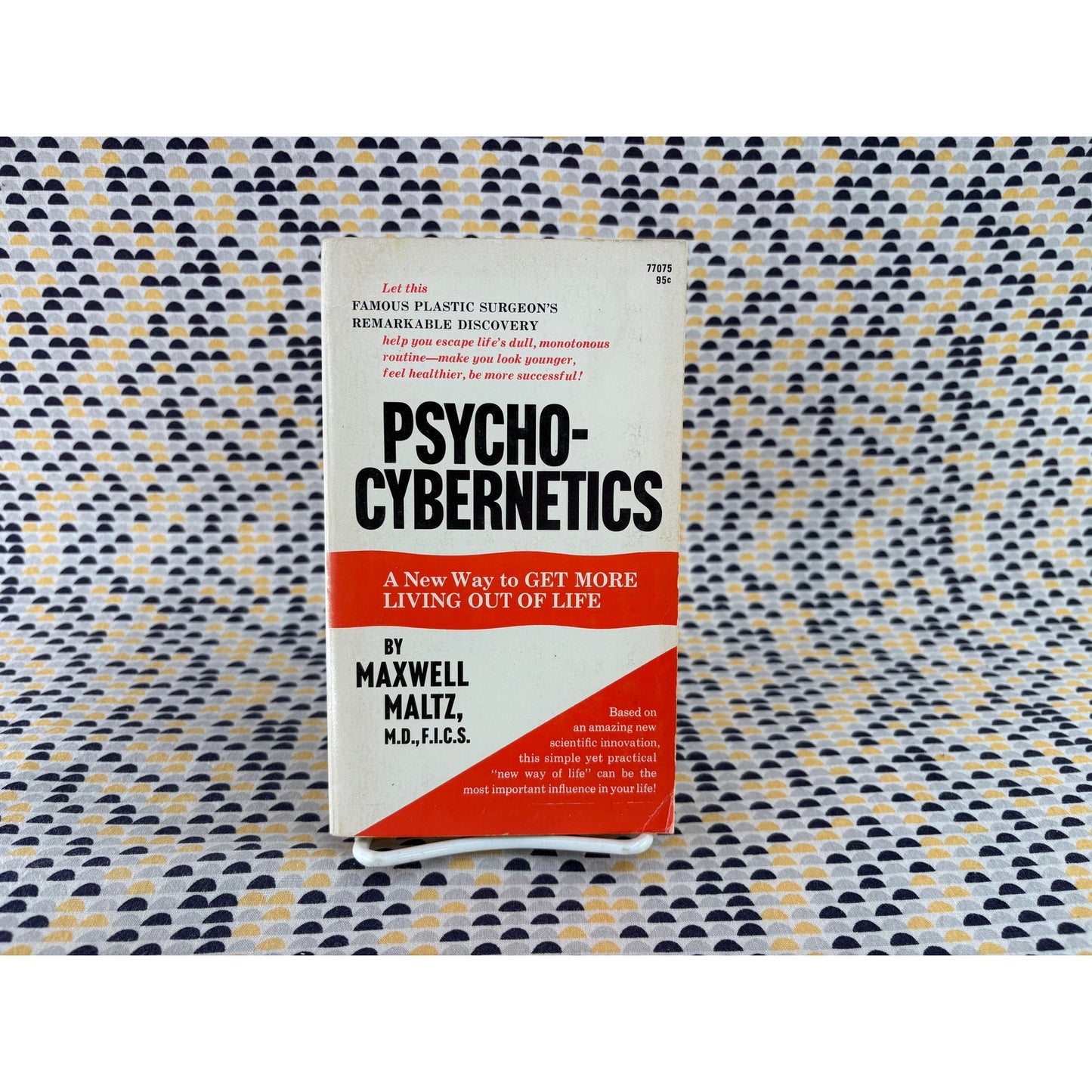 Psycho-Cybernetics: A New Way To Get More Living Out Of Life - Maxwell Maltz - Essandess