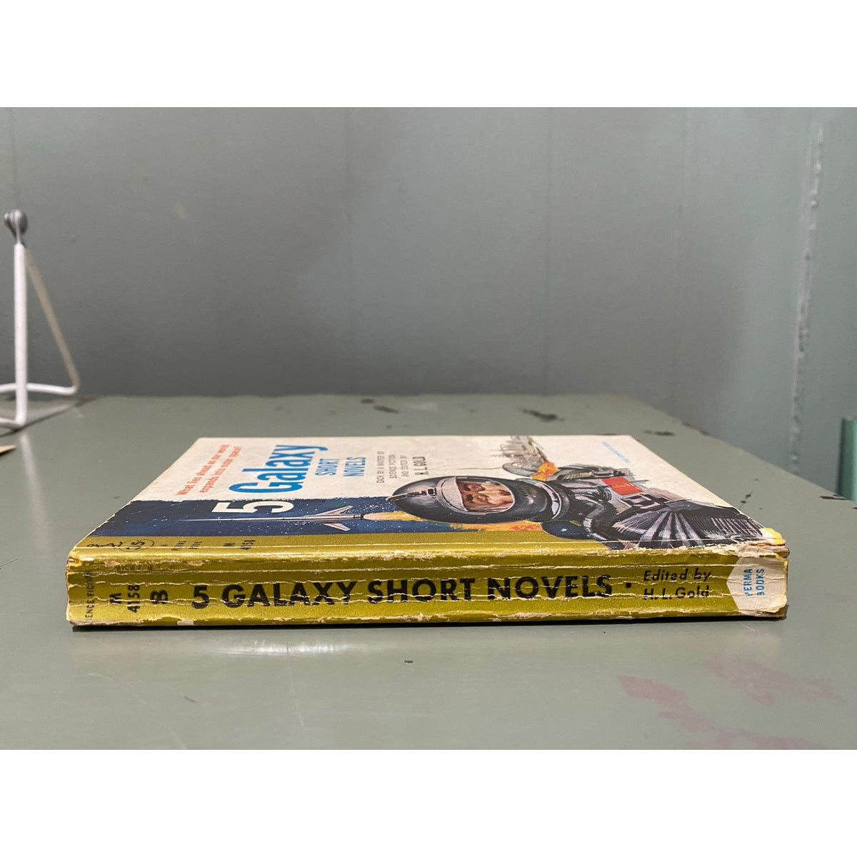 5 Galaxy Short Novels - Ed. H.L. Gold - - Perma Books M-4158 - Vintage Paperbacks