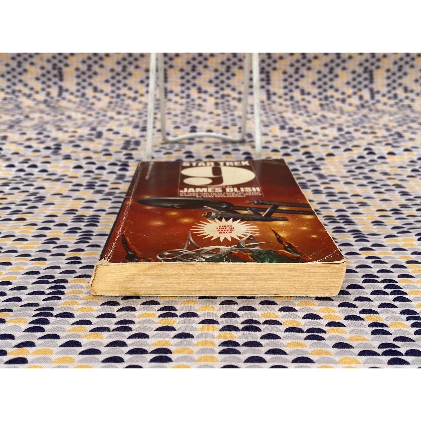 Star Trek 9 - Television series novelization James Blish - Vintage Paperback Book - Bantam Edition