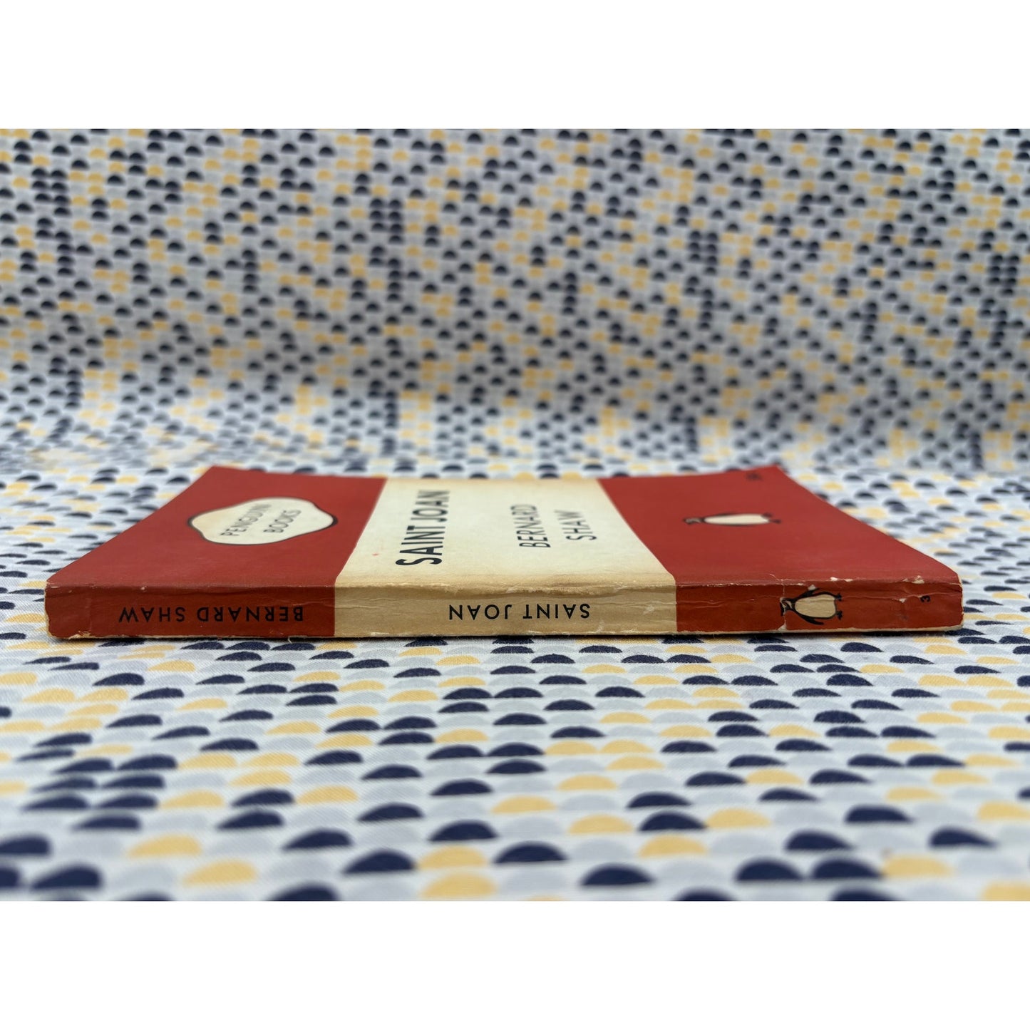 Saint Joan - Bernard Shaw - Penguin Book - Paperback