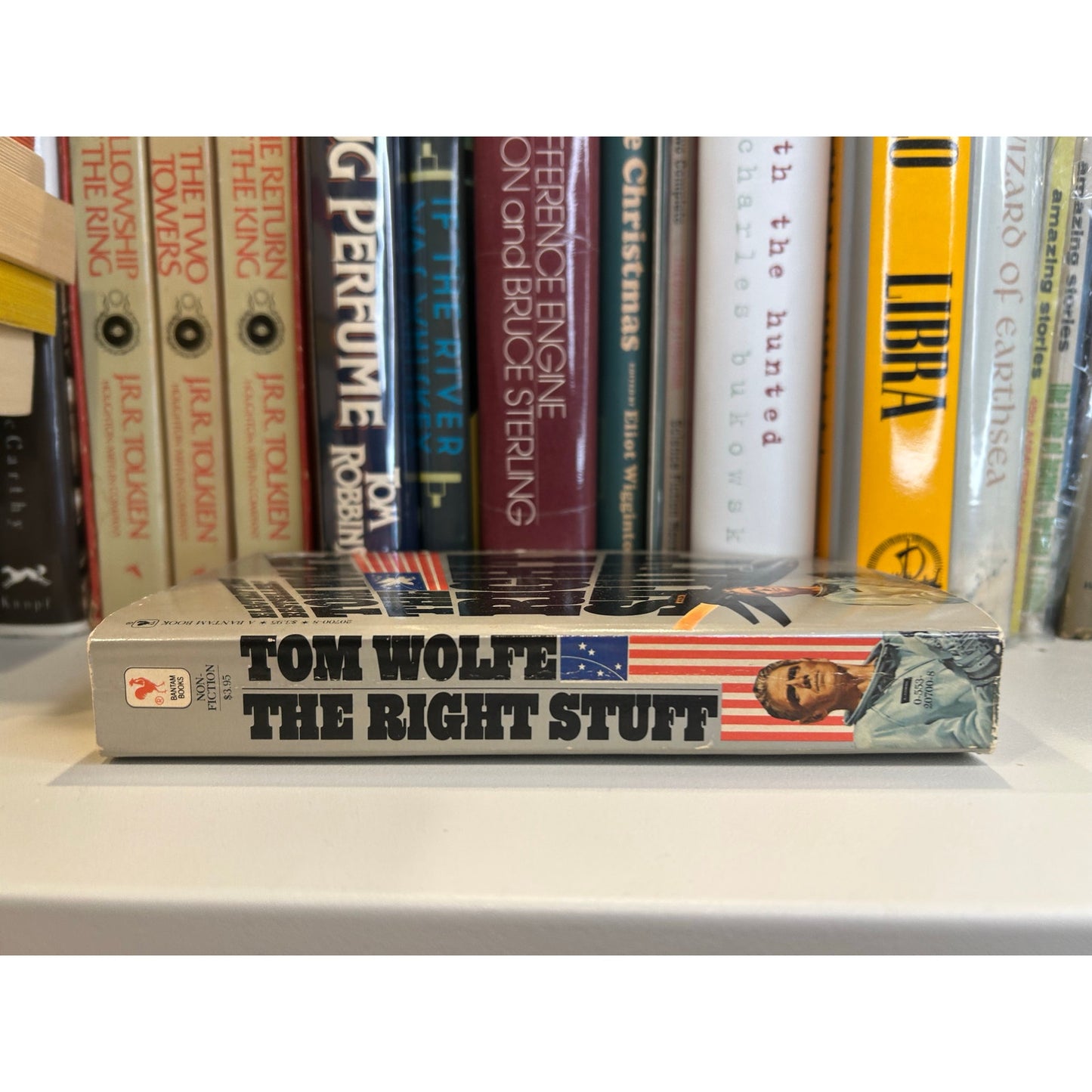 The Right Stuff - Tom Wolfe - Vintage Paperback Book - Bantam Books