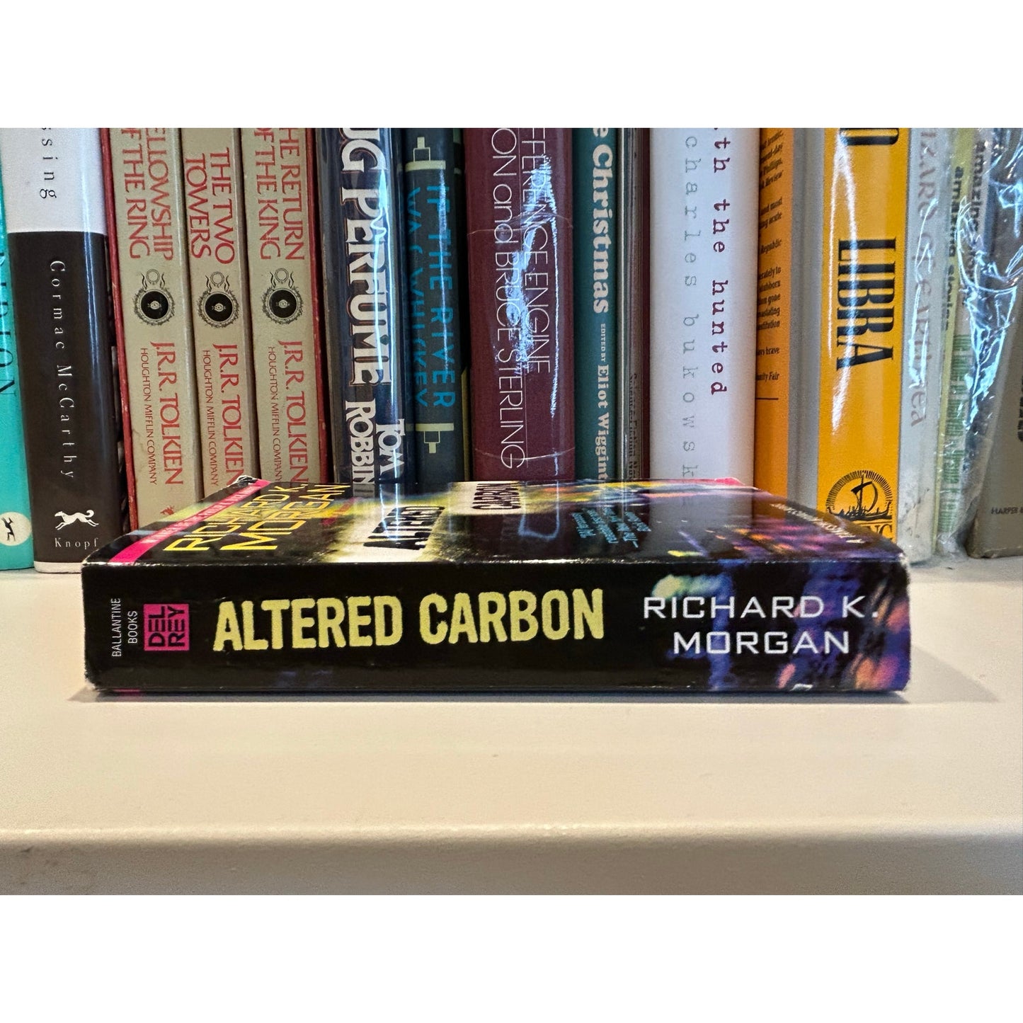 Altered Carbon - Richard K. Morgan - Paperback - Del Rey 1st Print