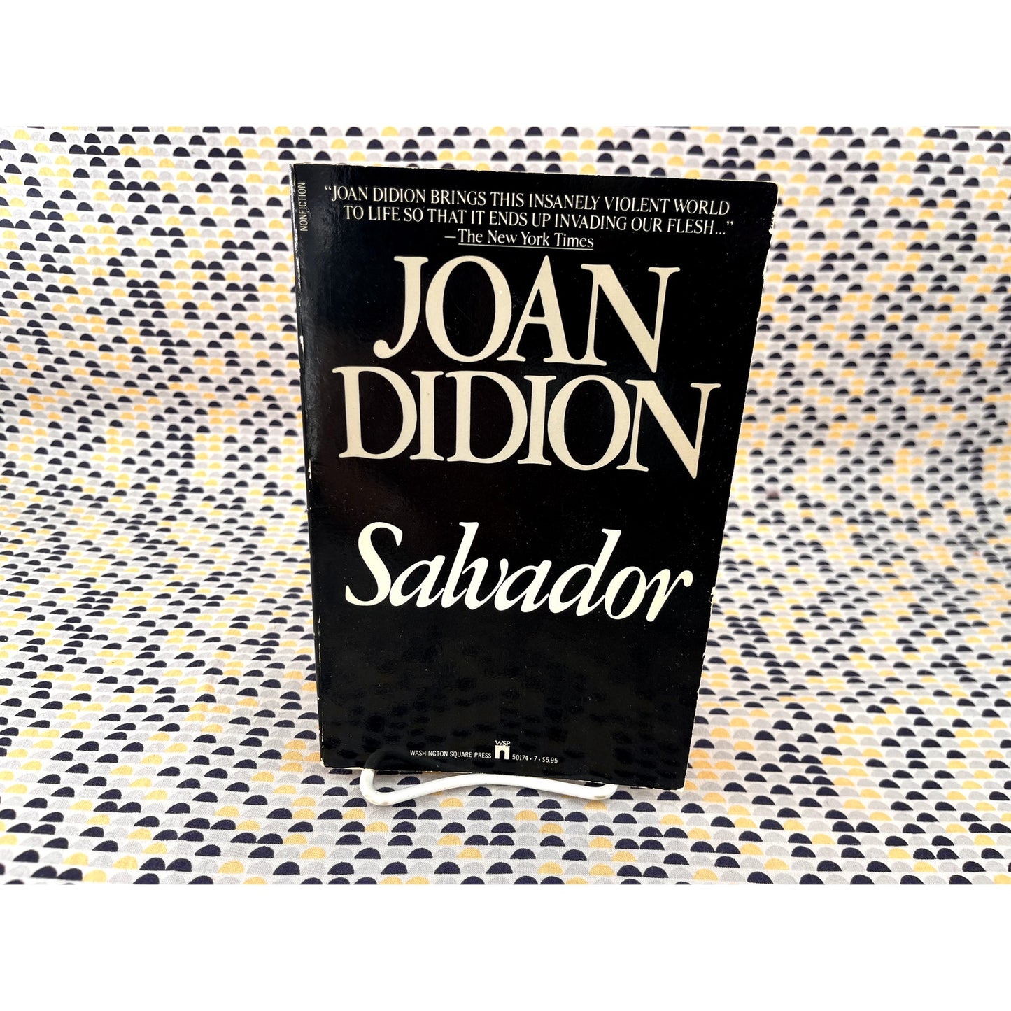 Salvador - Joan Didion - Washington Square Press - Paperback