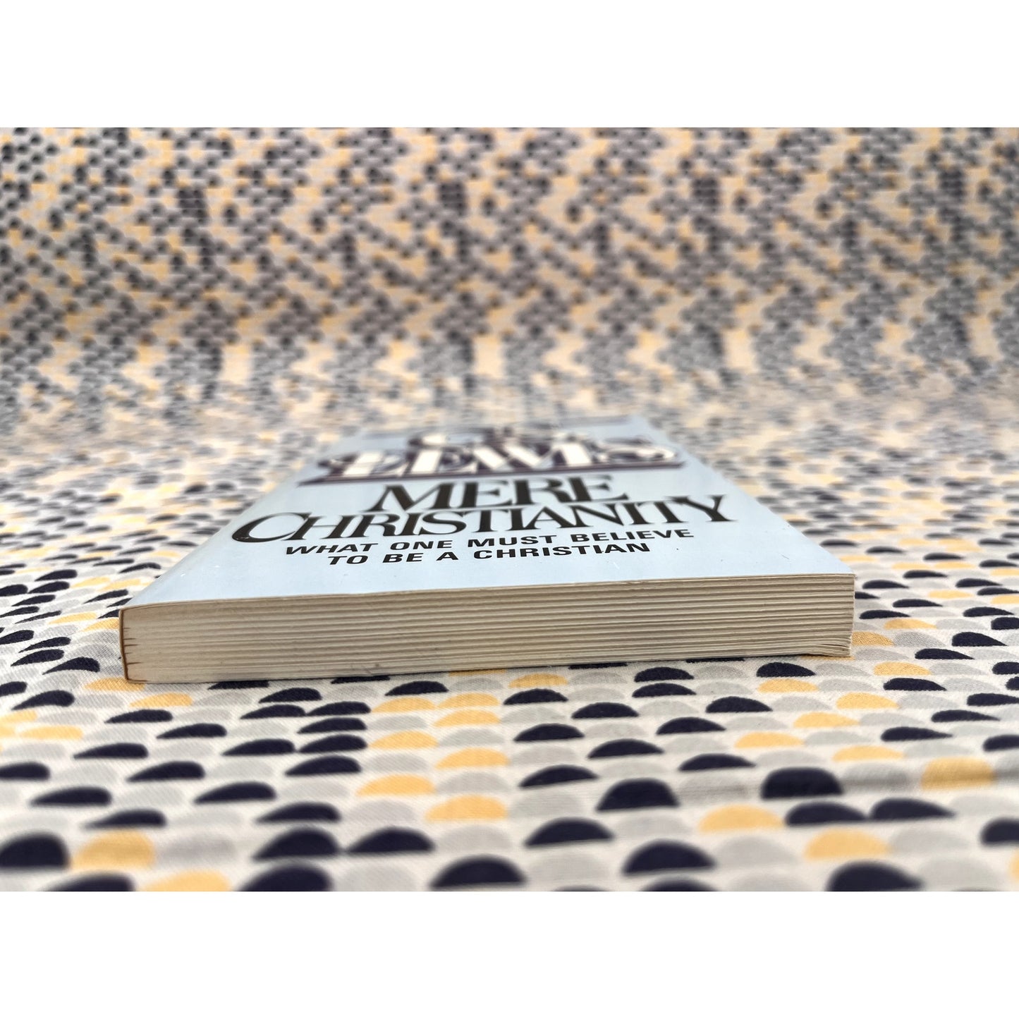 Mere Christianity - C. S. Lewis - MacMillan Books - Paperback