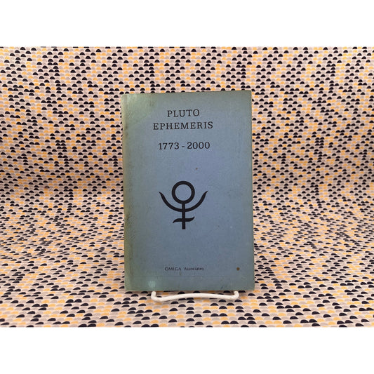 Pluto Ephemeris - OMEGA Associates - Paperback