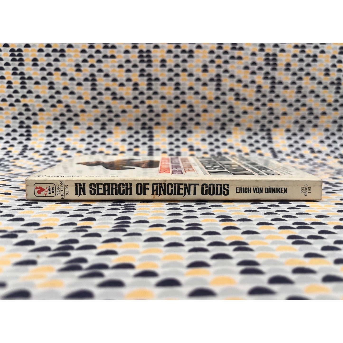 In Search of Ancient Gods - Erich Von Daniken - Bantam Books - Paperback