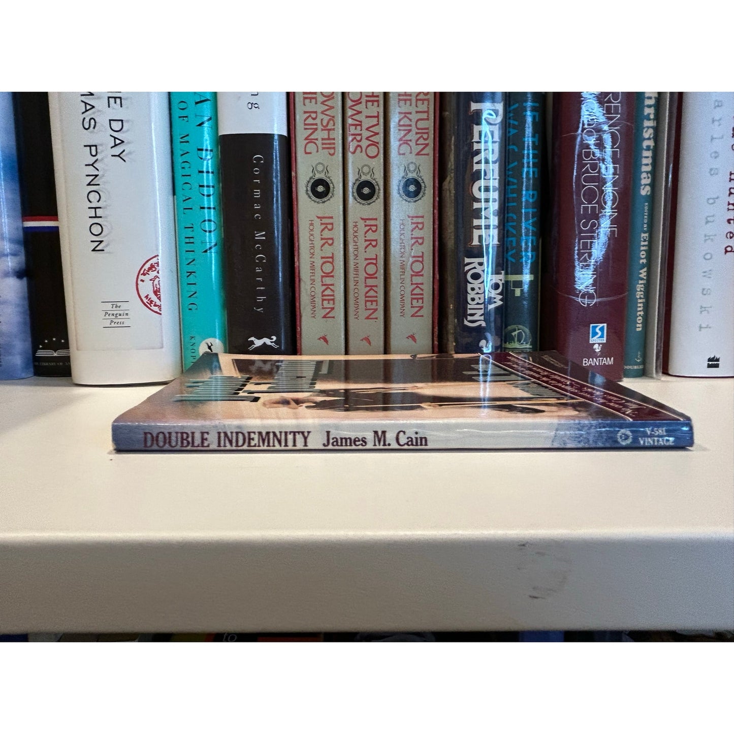 Double Indemnity - James M. Cain - Vintage Paperback Book - Vintage/Random House Edition