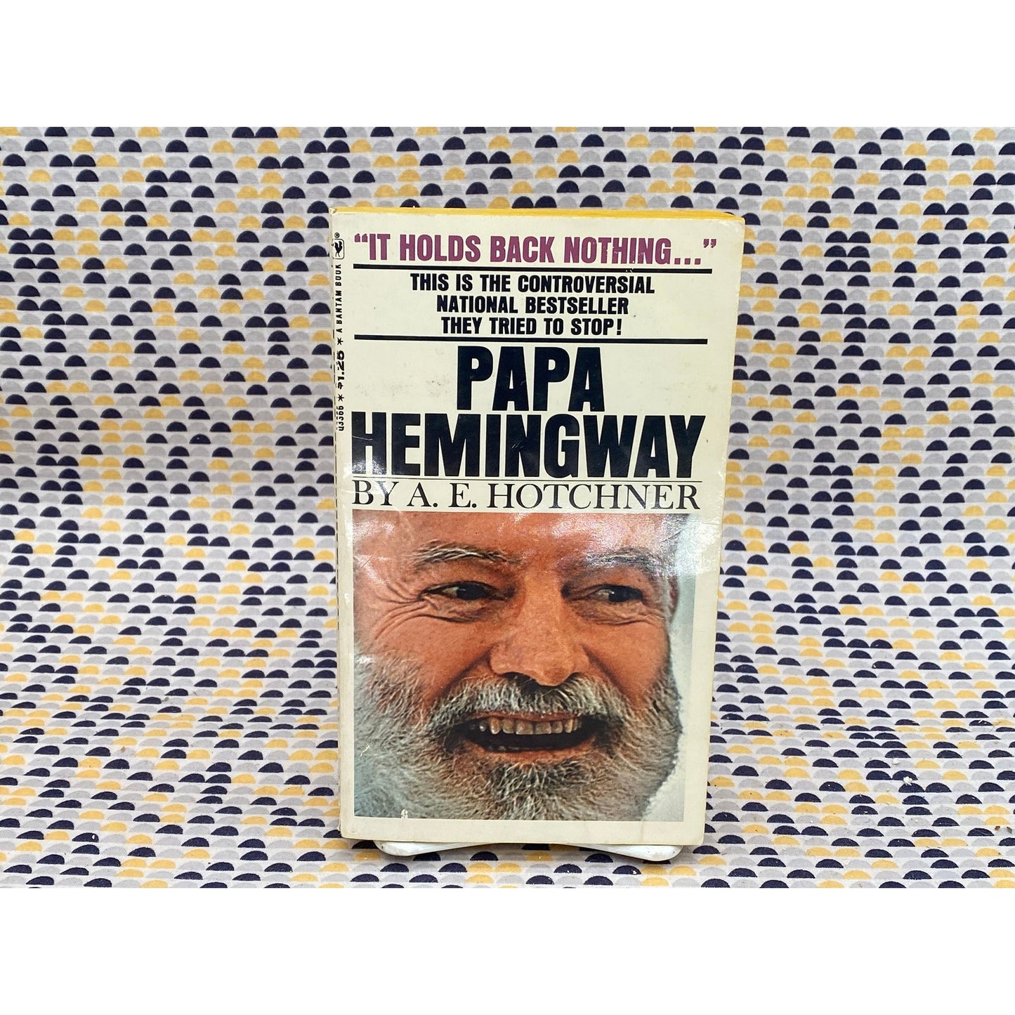 Papa Hemingway - A. E. Hotchner - Vintage Paperback Book - Bantam Edition