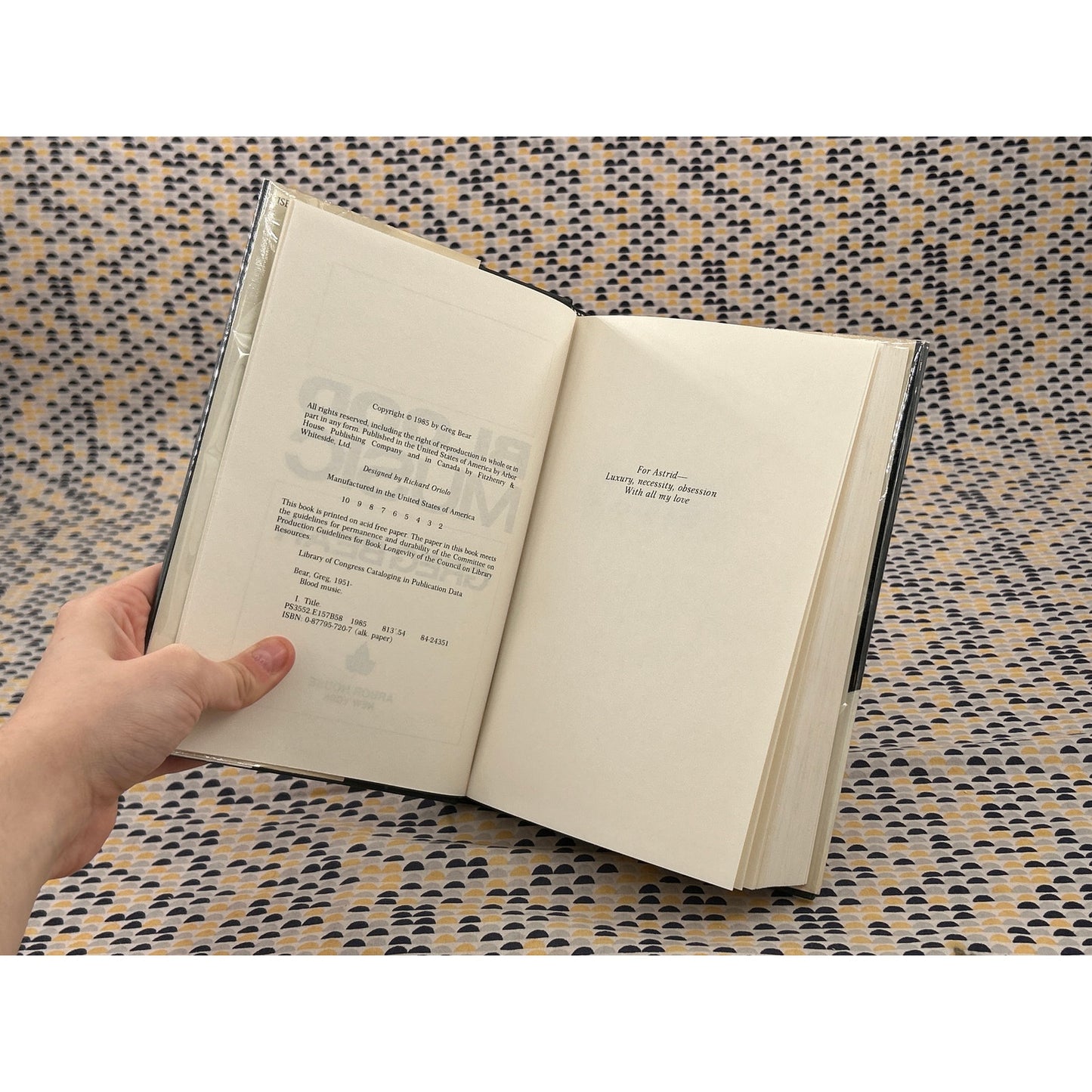 Blood Music - Greg Bear - Arbor House - Hardcover - 1st Edition 2nd Print