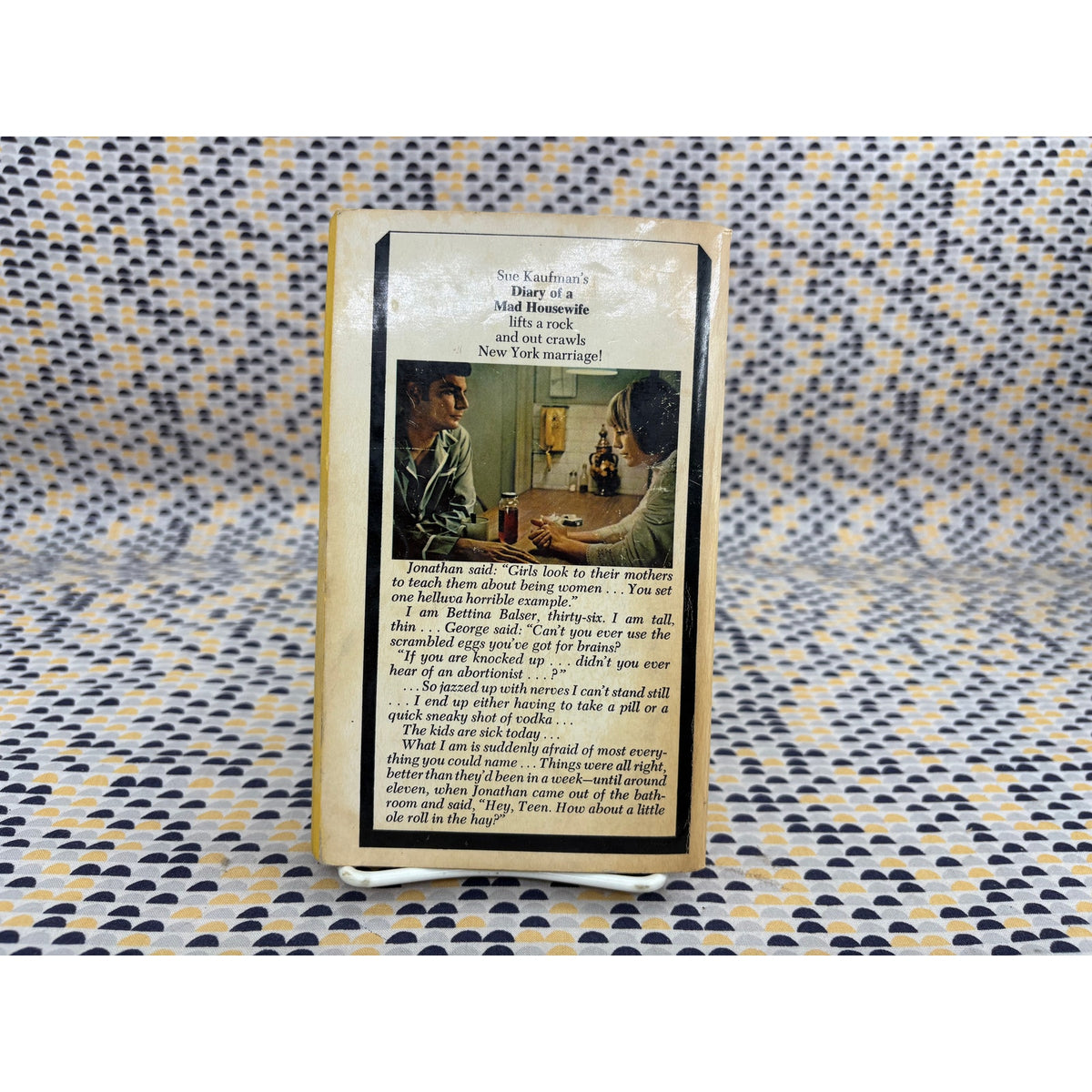 Diary of a Mad Housewife - Sue Kaufman - Vintage Paperback Book - movie tie in - Bantam Edition