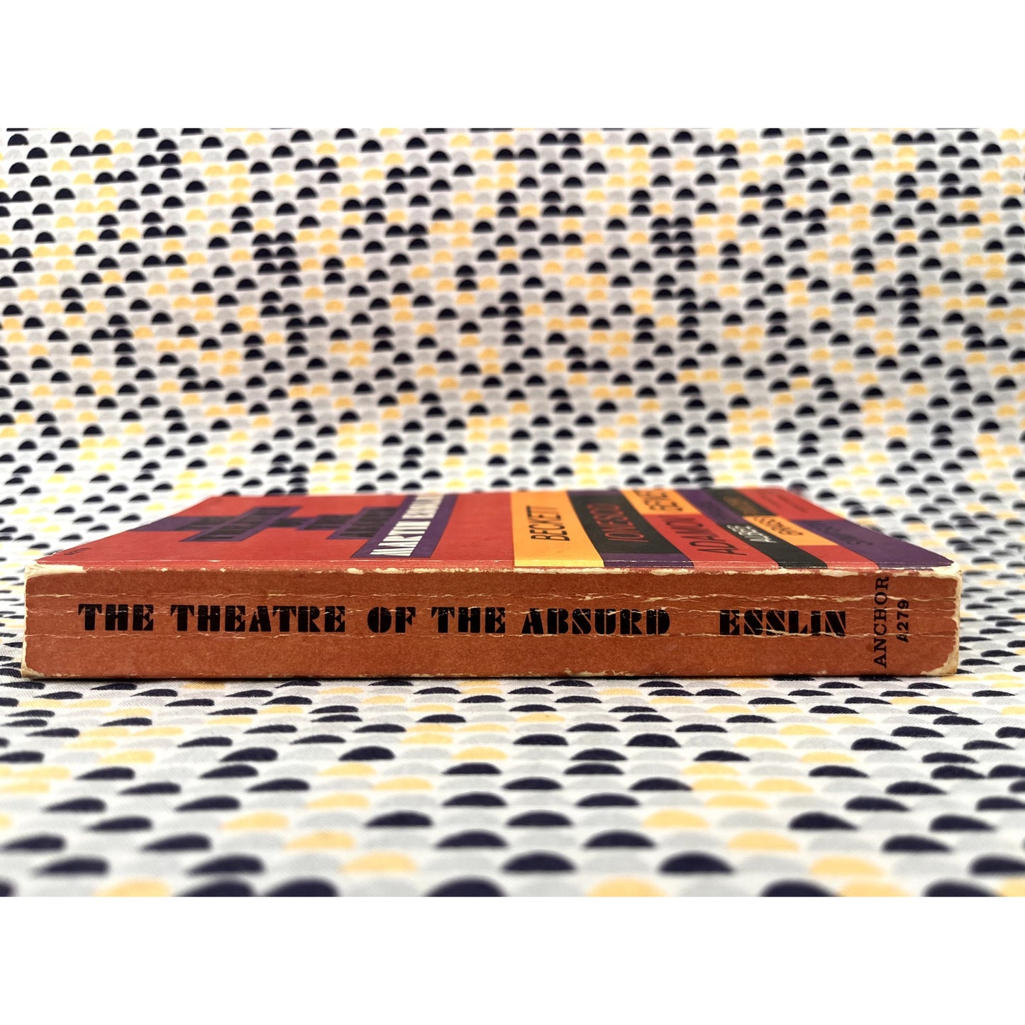 The Theatre of the Absurd - Martin Esslin - Doubleday Anchor Edition