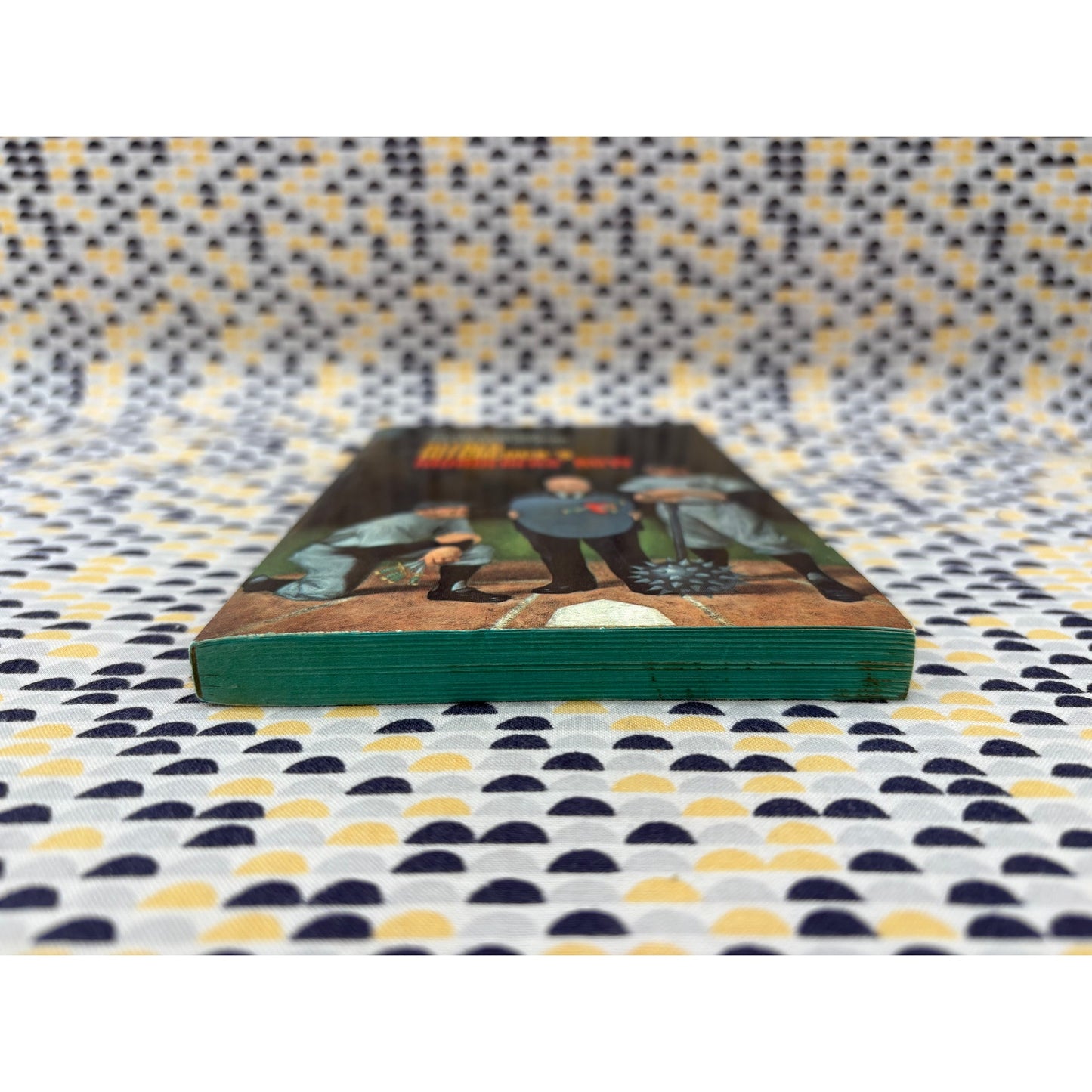 Murderer's Row - Alfred Hitchcock - Dell - Paperback