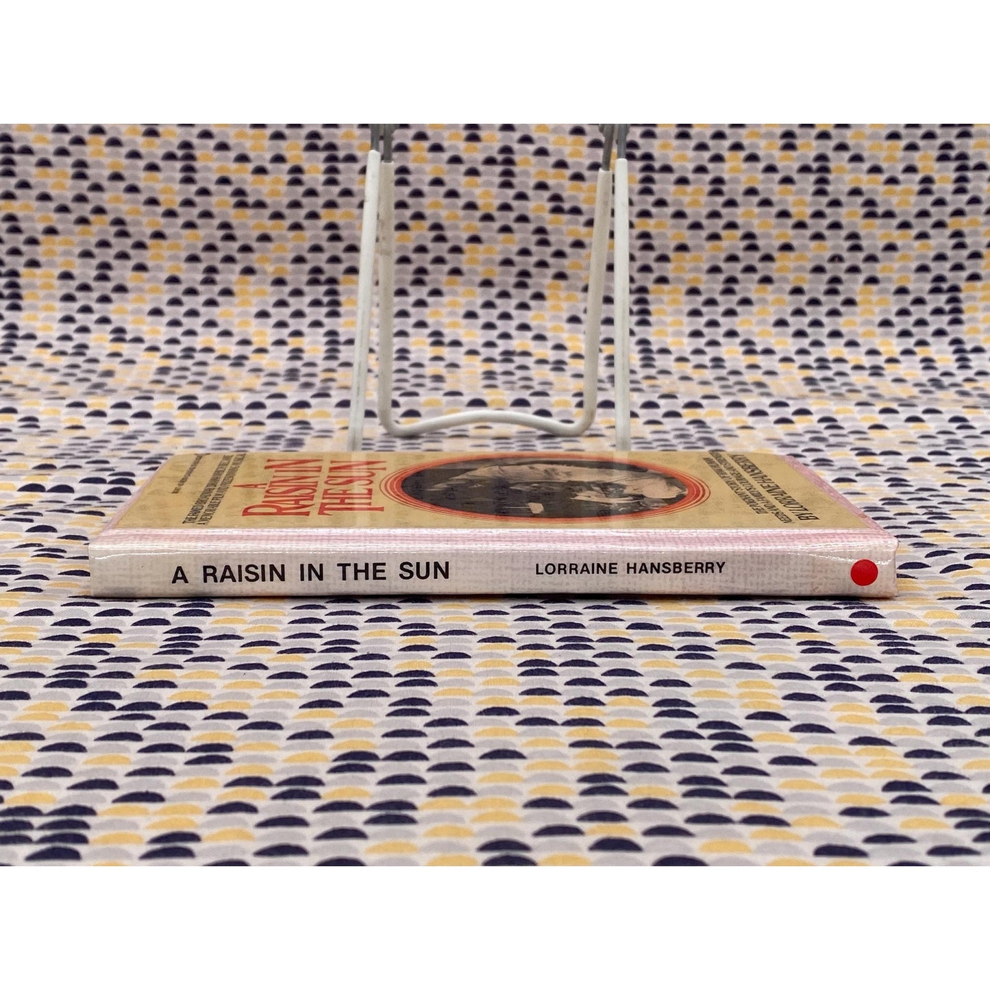 A Raisin In The Sun - Lorraine Hansberry - TV Tie In Edition - Signet Edition