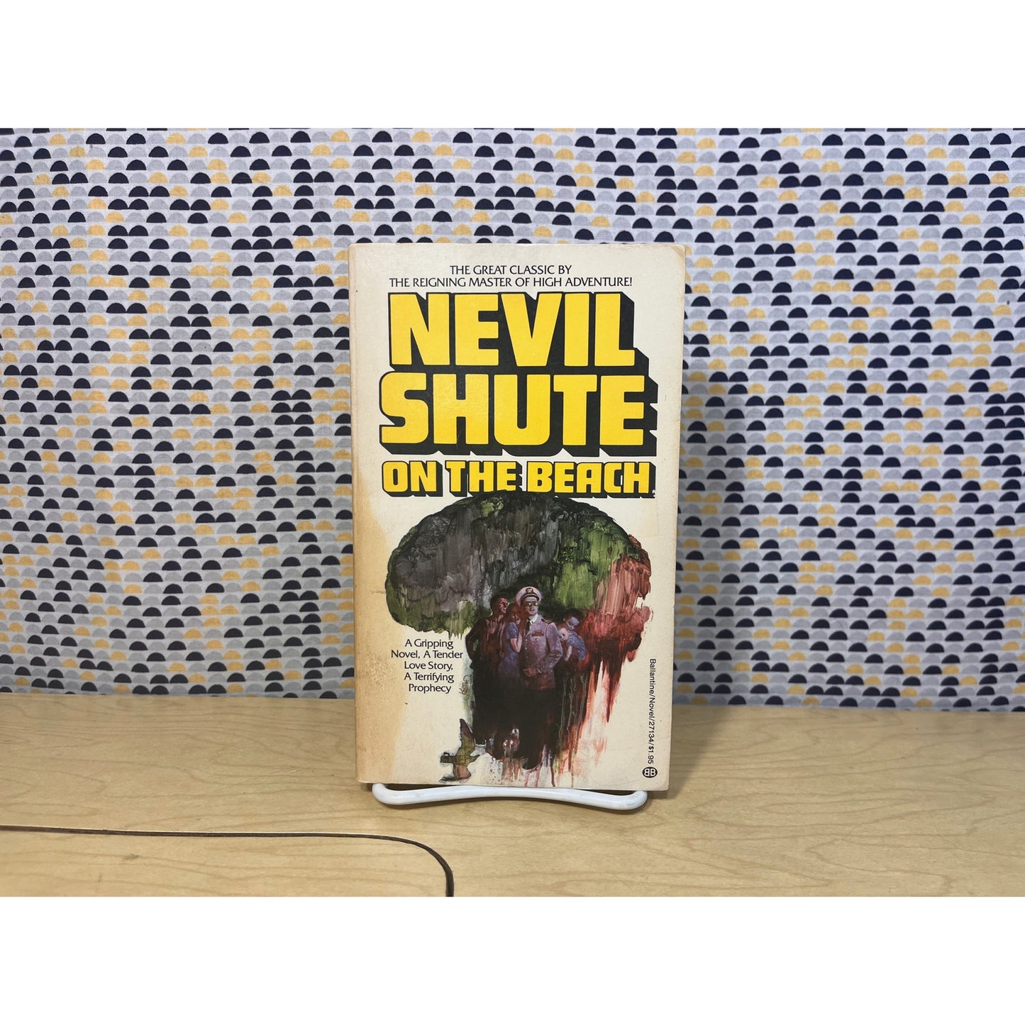 On the Beach - Nevil Shute - Ballantine Books - Paperback