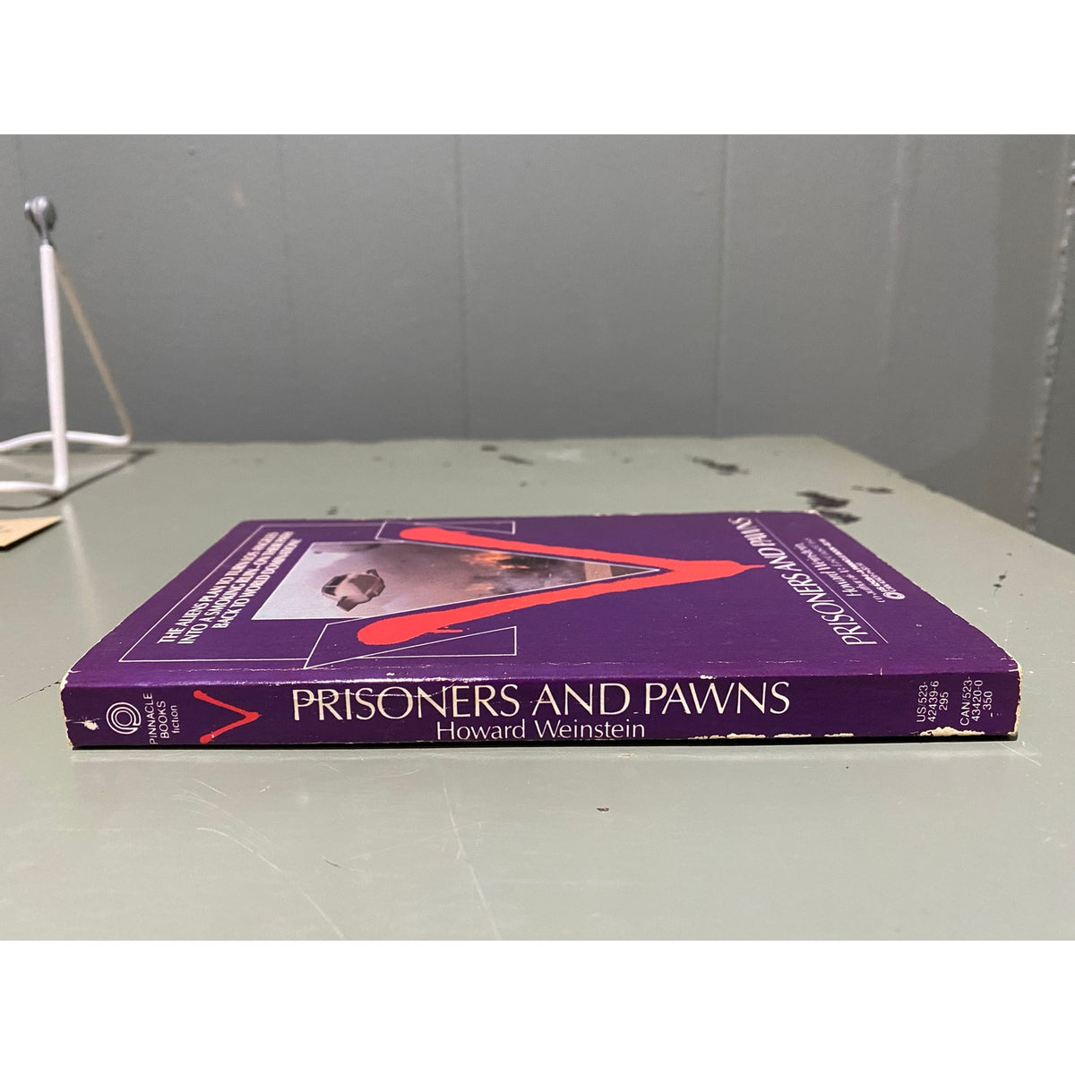 V : Prisoners and Pawns - Howard Weinstein - Pinnacle - TV Tie-In - Paperback