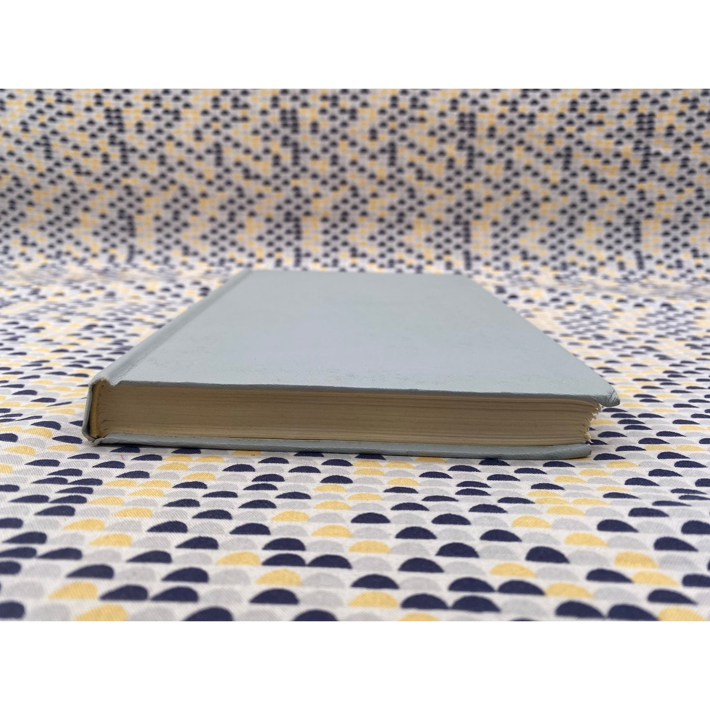 Ubik - Philip K. Dick - Peter Rauch Cover - Doubleday -Club Edition - 28k Gutter