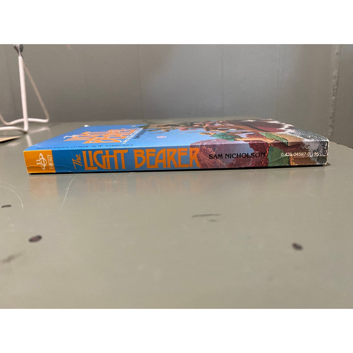 The Light Bearer - Sam Nicholson -Berkley - Paperback