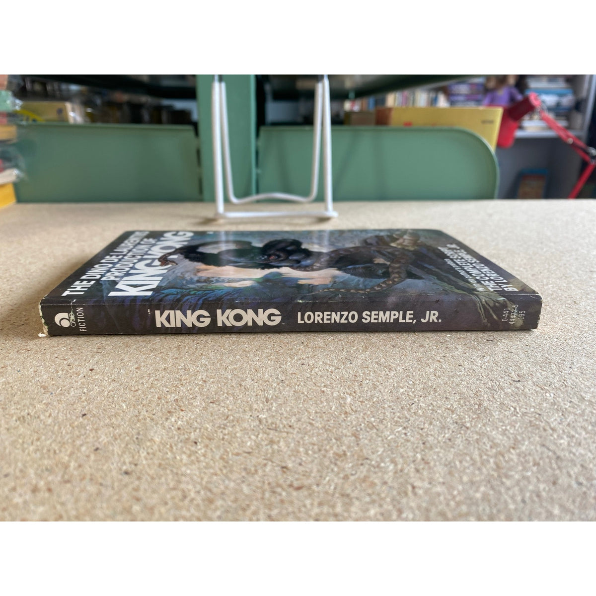 King Kong - Lorenzo Semple, Jr. - Movie Script - Frazetta cover - Paperback