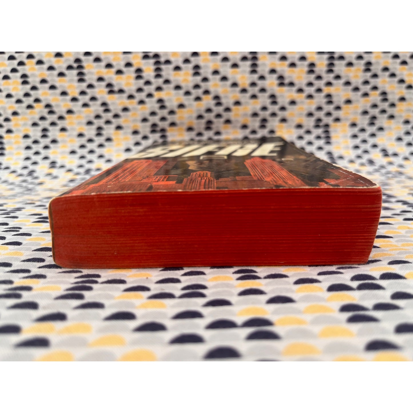 Siege - Edwin Corley - Avon Books - Paperback