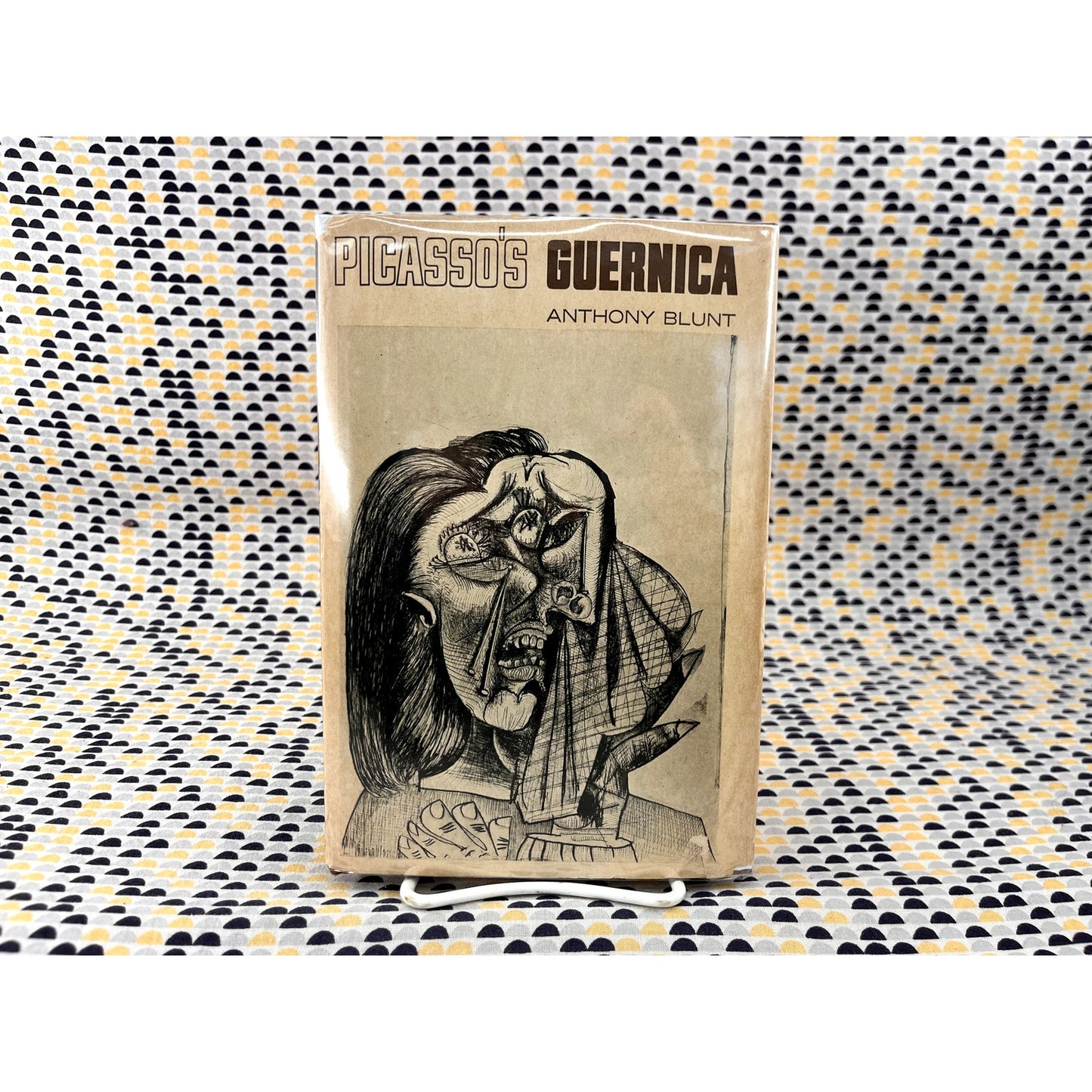 Picasso's Guernica - Anthony Blunt - Oxford Books - Hardcover