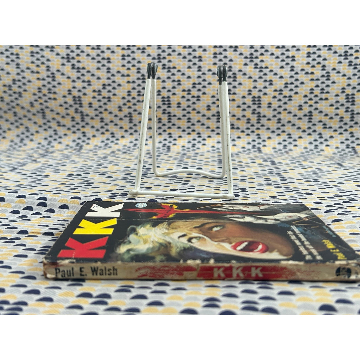 KKK - Paul E. Walsh - Avon 742 - Vintage Paperbacks