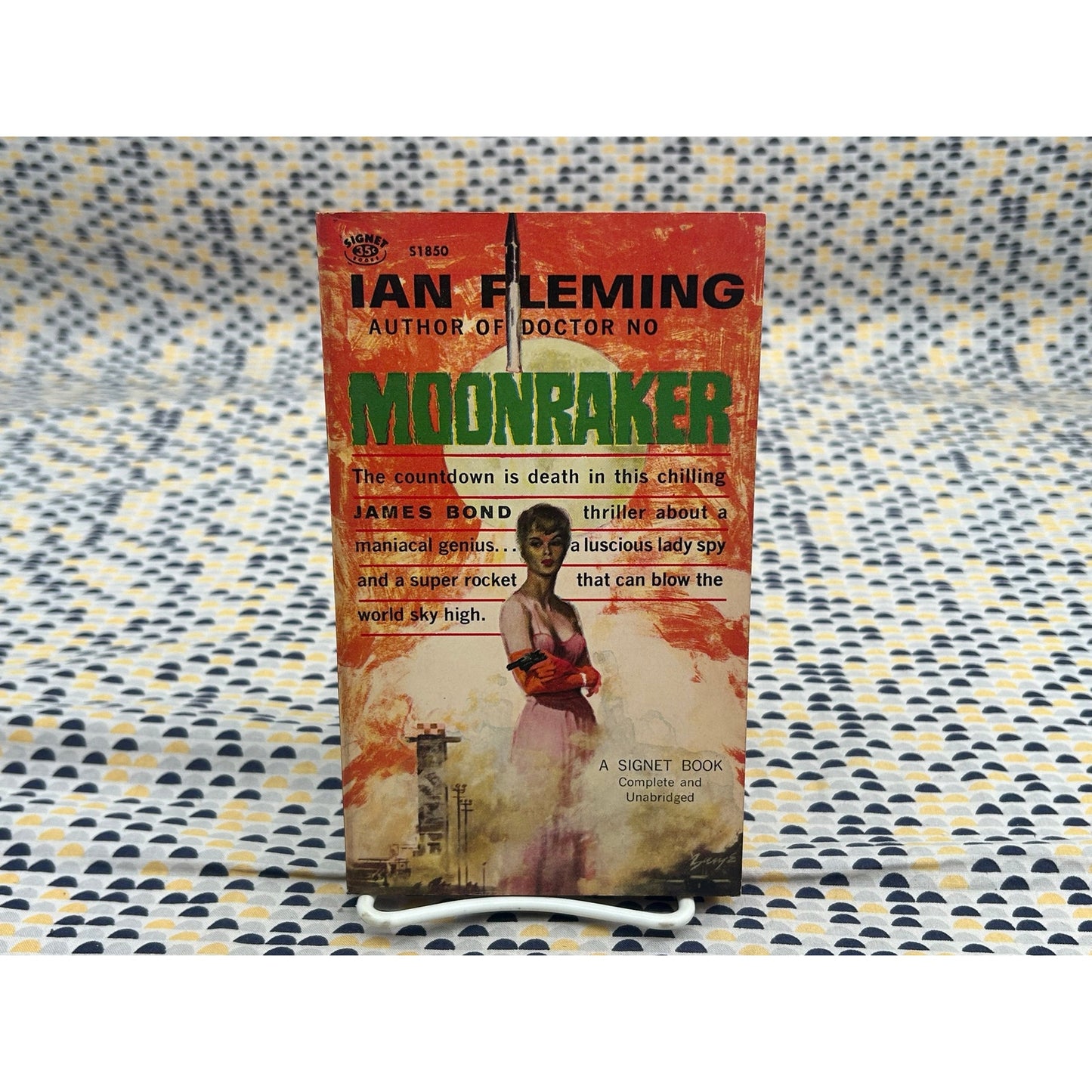 Moonraker - Ian Fleming - Signet S1850 - 1st Print - Vintage Paperback