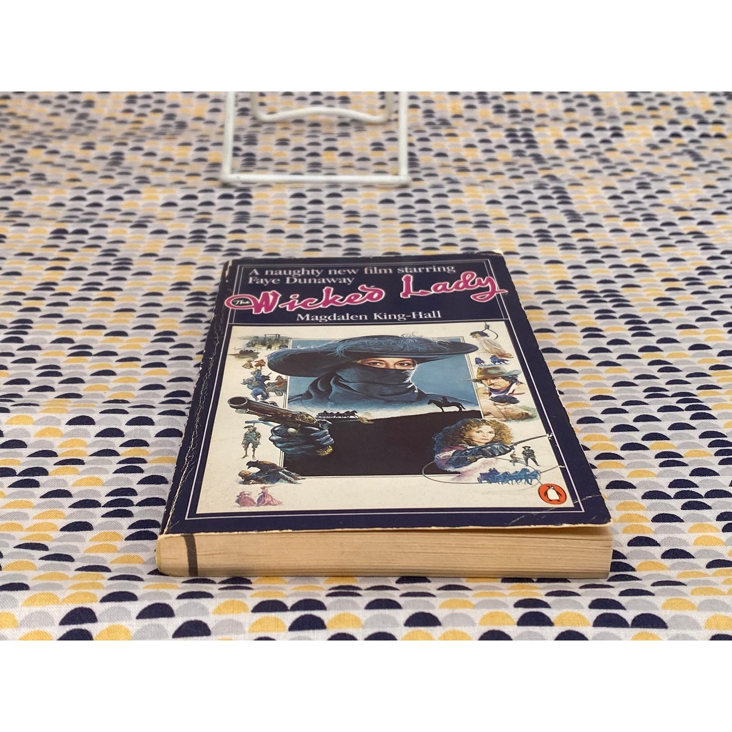 The Wicked Lady - Movie Novelization - Magdalen King-Hall - Penguin Edition