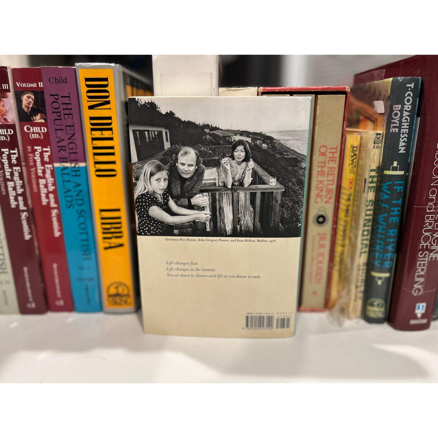 Year of Magical Thinking - Joan Didion  - Hardcover Book - First Edition, First Printing - Knopf