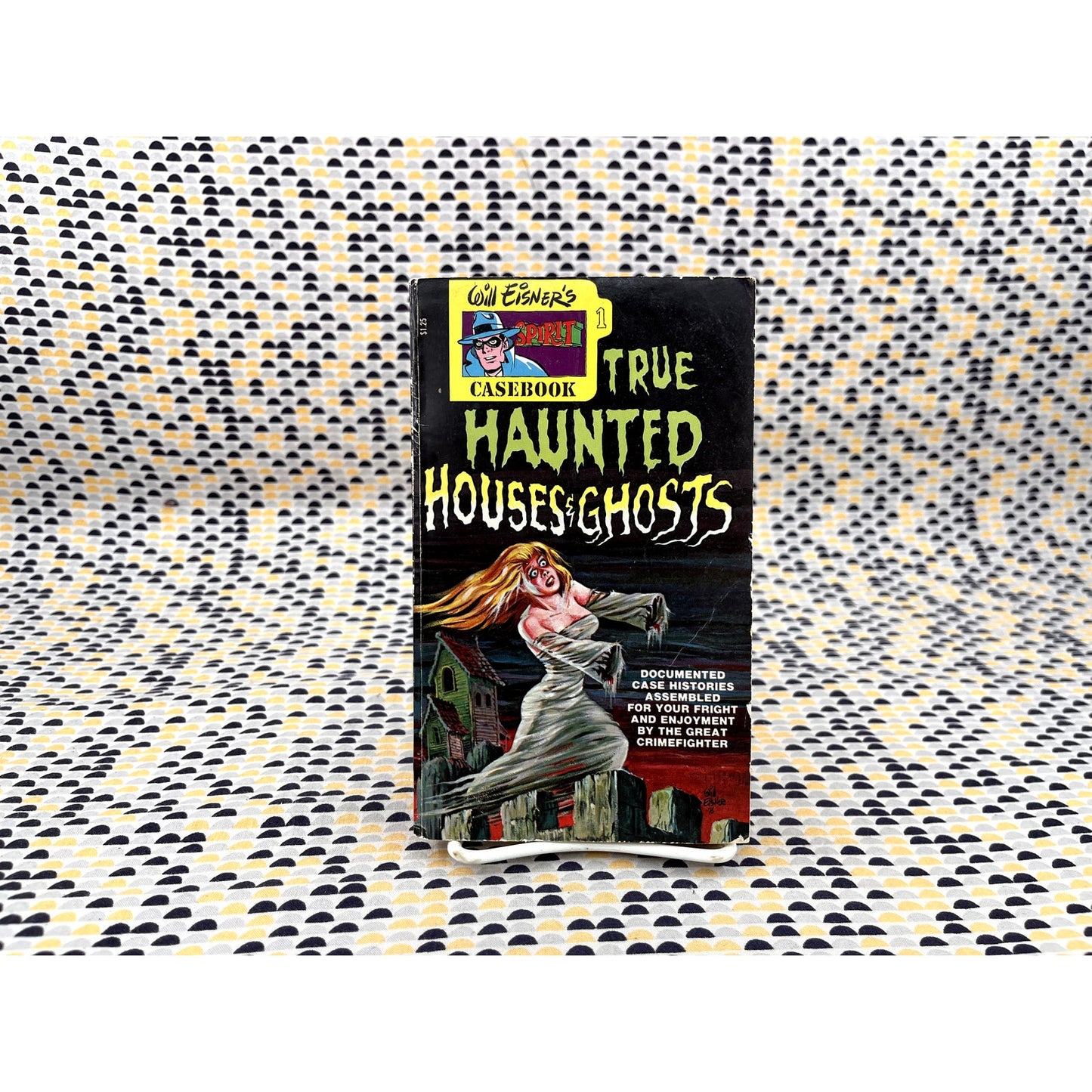 True Haunted Houses & Ghosts - Will Eisner - Tempo Star Books. - Paperback