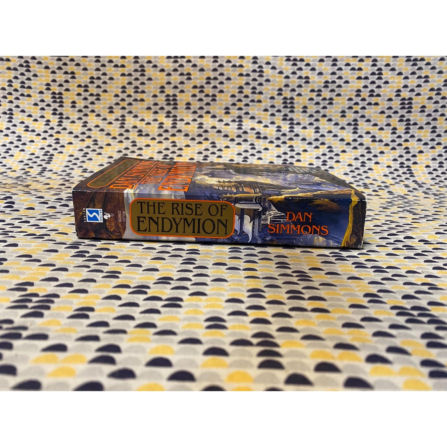 The Rise of Endymion - Dan Simmons - Vintage Paperback Book - Bantam Spectra Edition
