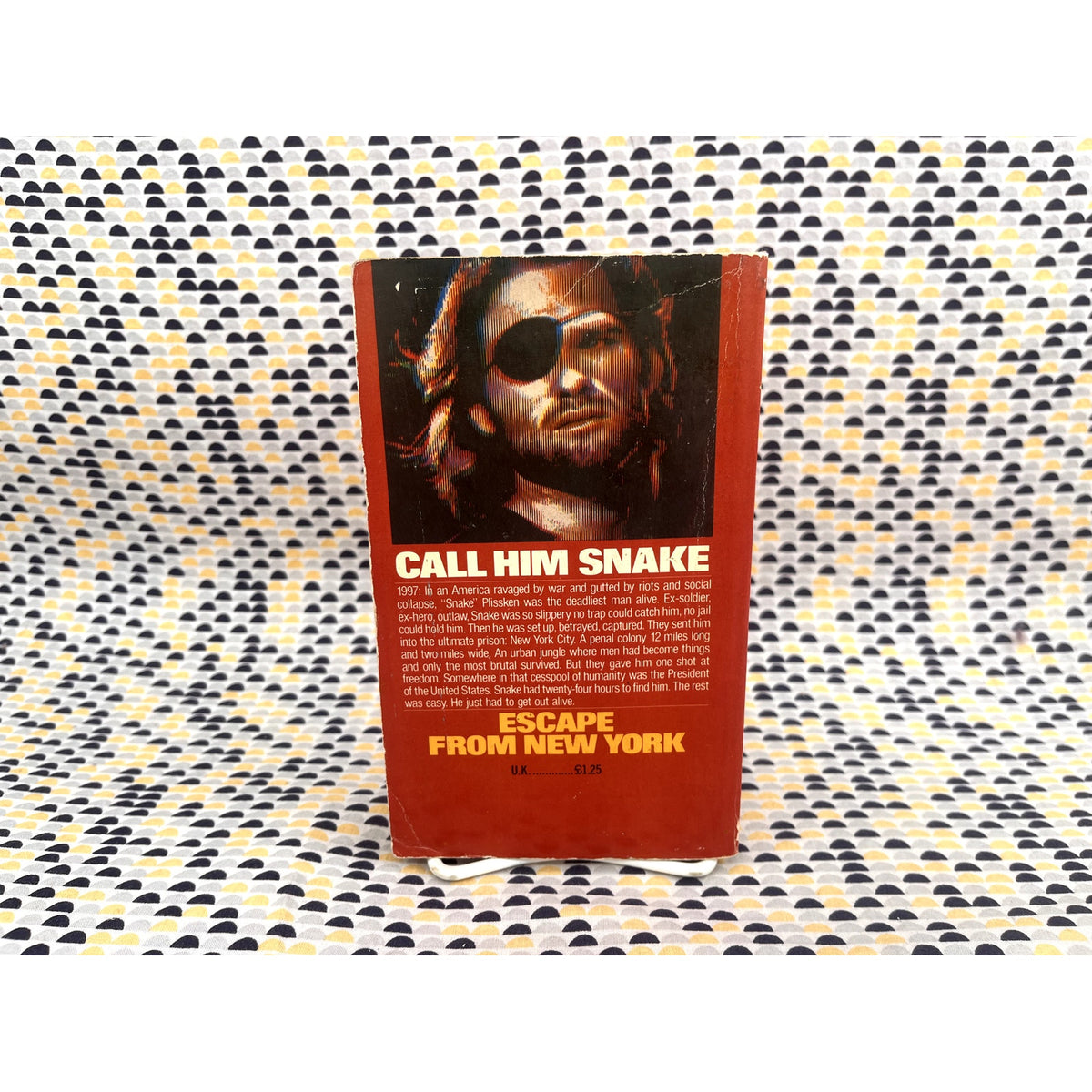 Escape From New York - Mike McQuay - Corgi Books - Paperback