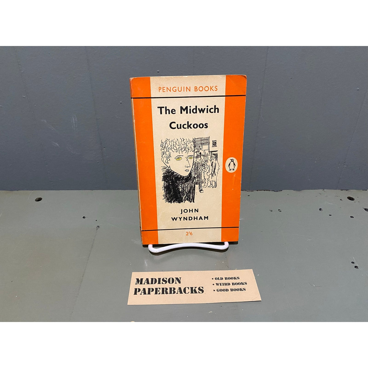 The Midwich Cuckoos - John Wyndham - Penguin - Paperback