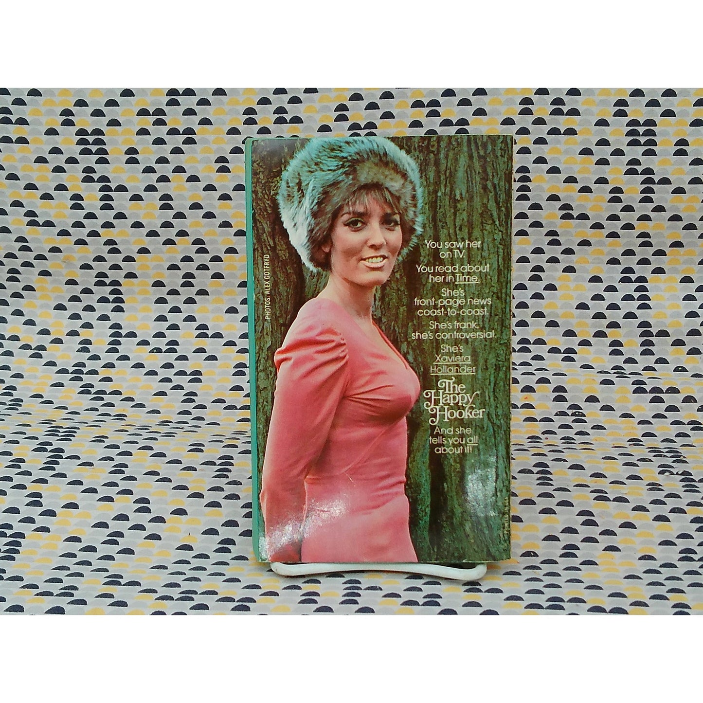 The Happy Hooker - Xaviera Hollander - Vintage Paperback Book - Dell Edition