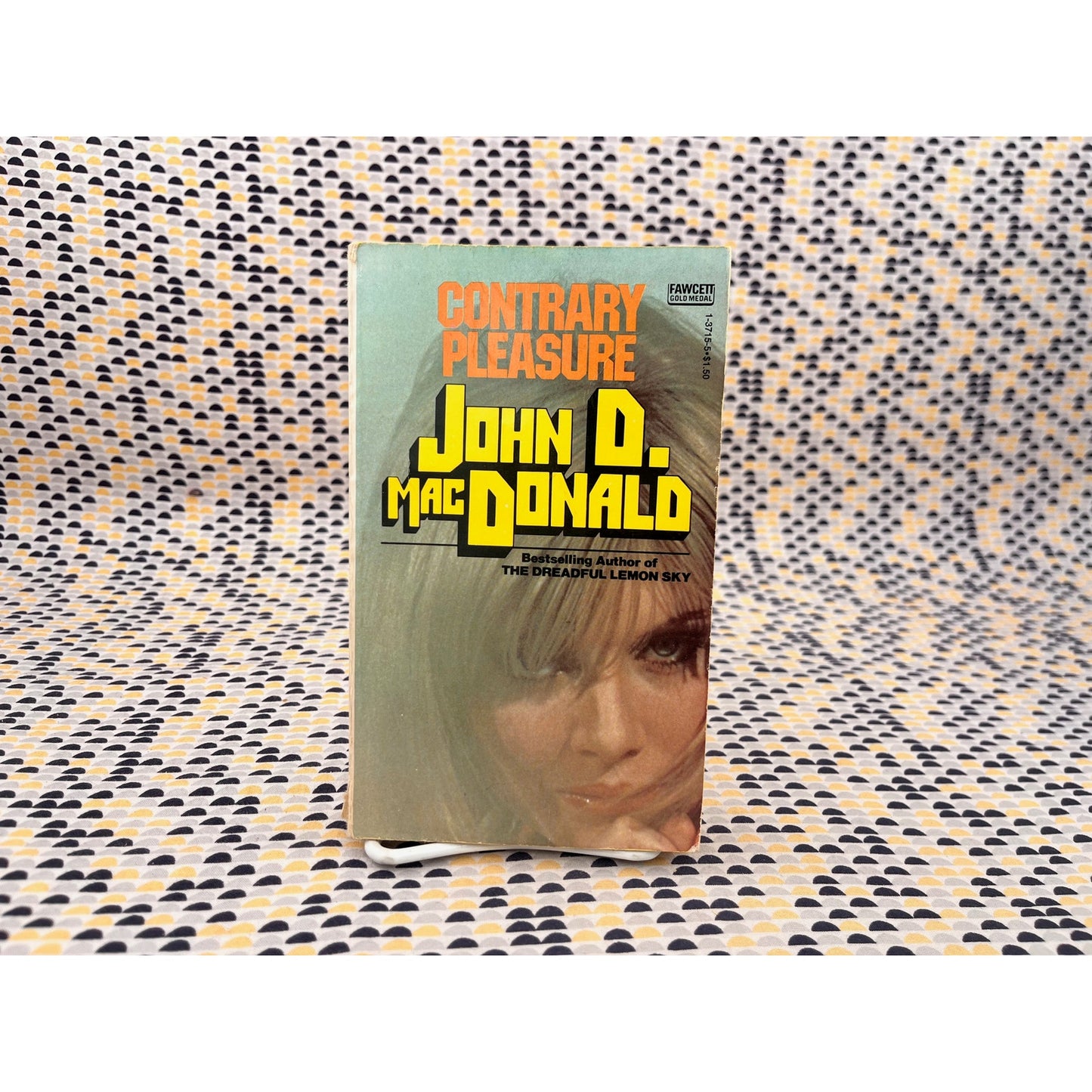 Contrary Pleasure - John D. MacDonald - Fawcett Gold Medal - Paperback