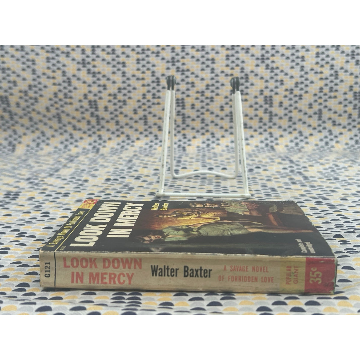 Look Down in Mercy - Walter Baxter - Popular Giant G121 - Sleaze - Vintage Paperbacks