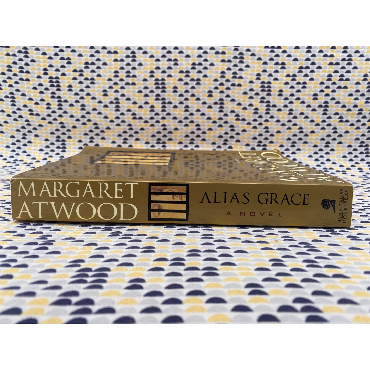 Alias Grace - Margaret Atwood - Doubleday  - Paperback