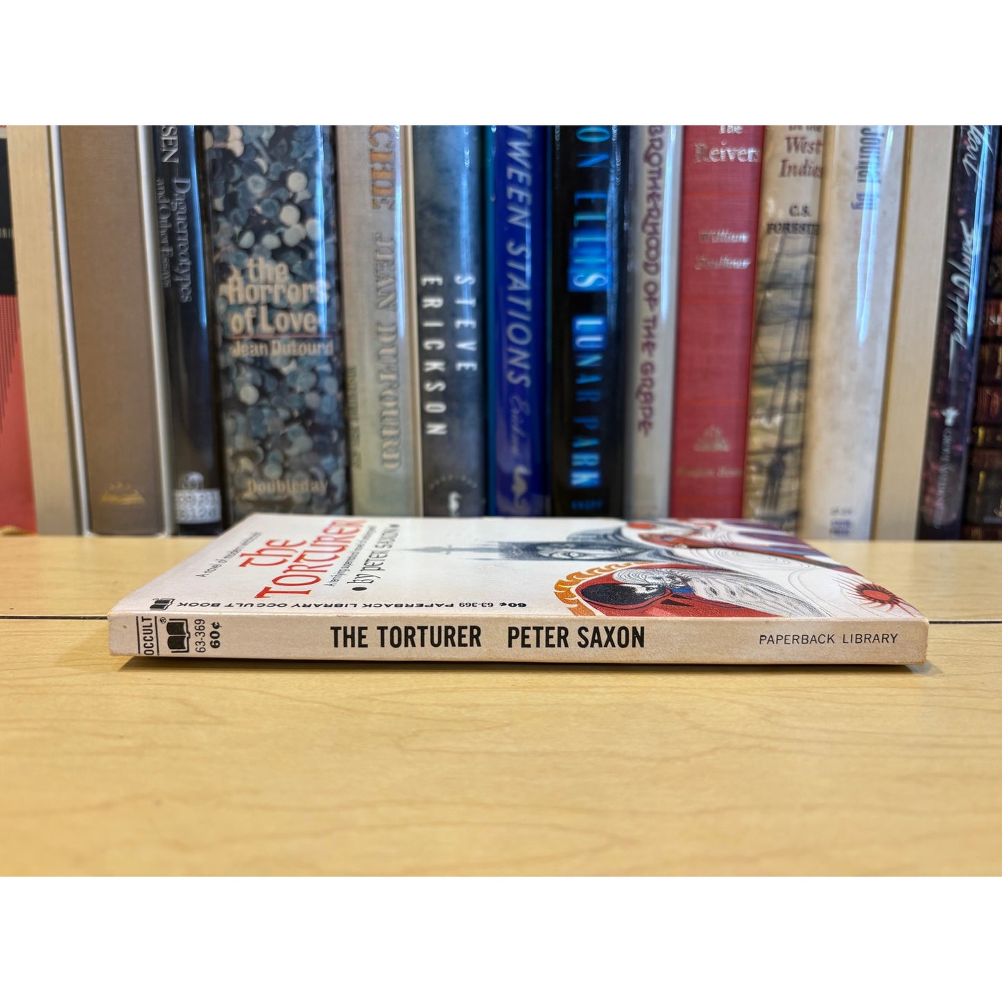 The Torturer - Peter Saxon - Paperback Library - Paperback