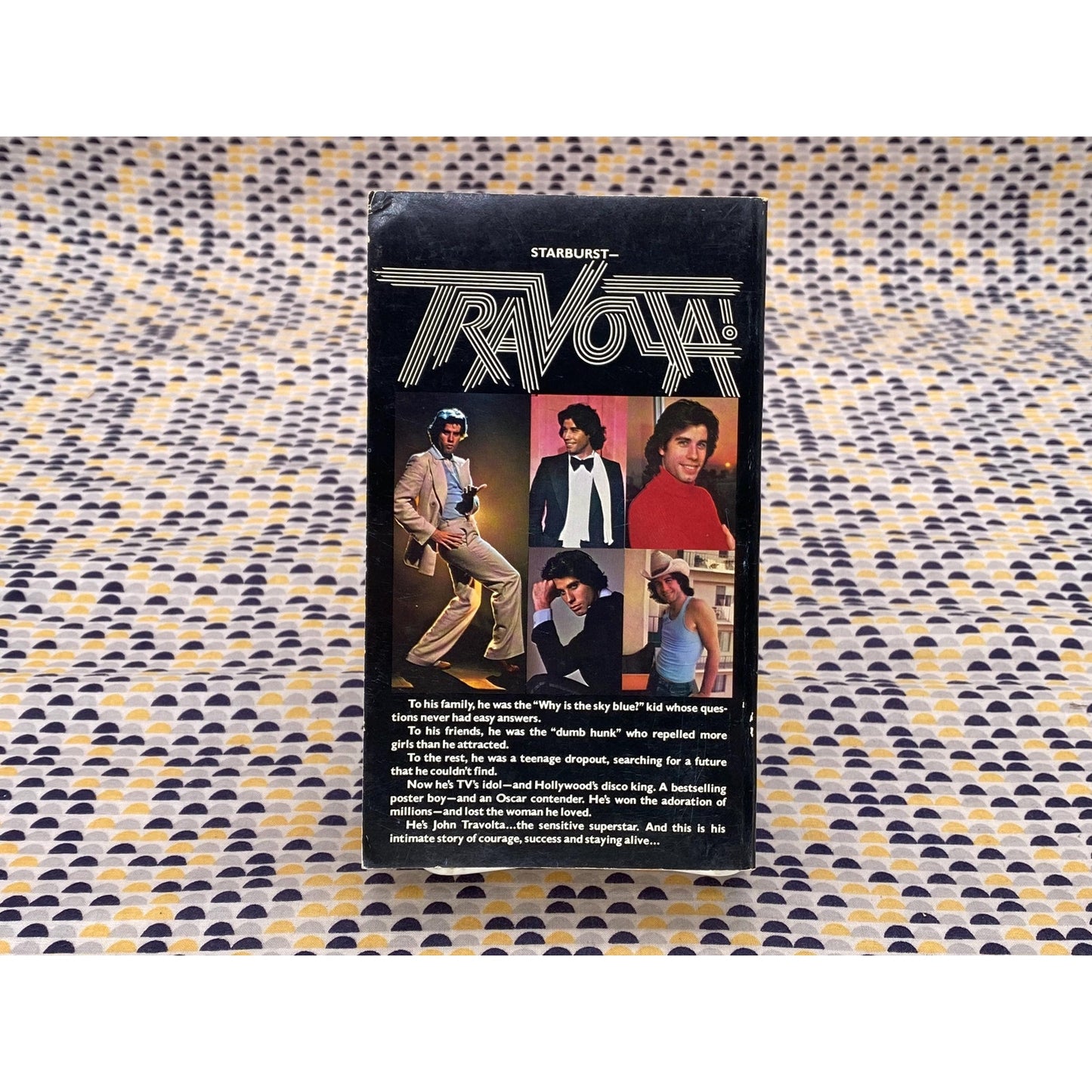 Travolta! - John Travolta - A Photobio by Michael Reeves - Vintage Paperback Book - Jove Edition