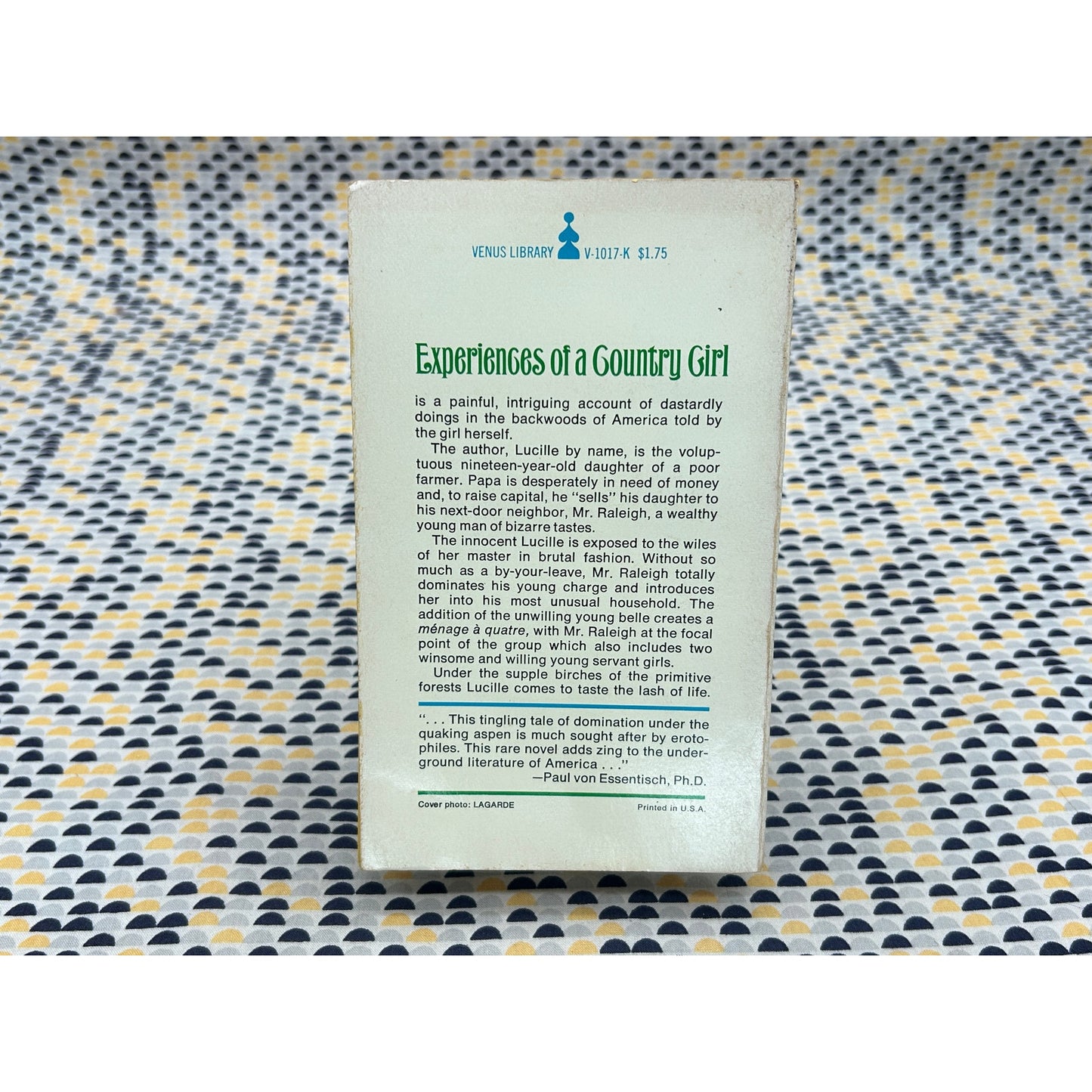 Experiences Of A Country Girl - Anonymous - Venus Library - Paperback