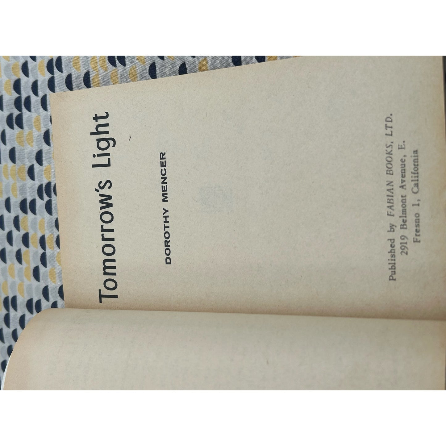 Utopia 14 (Player Piano) - Kurt Vonnegut - Bantam Giant A1262 - Vintage Paperbacks