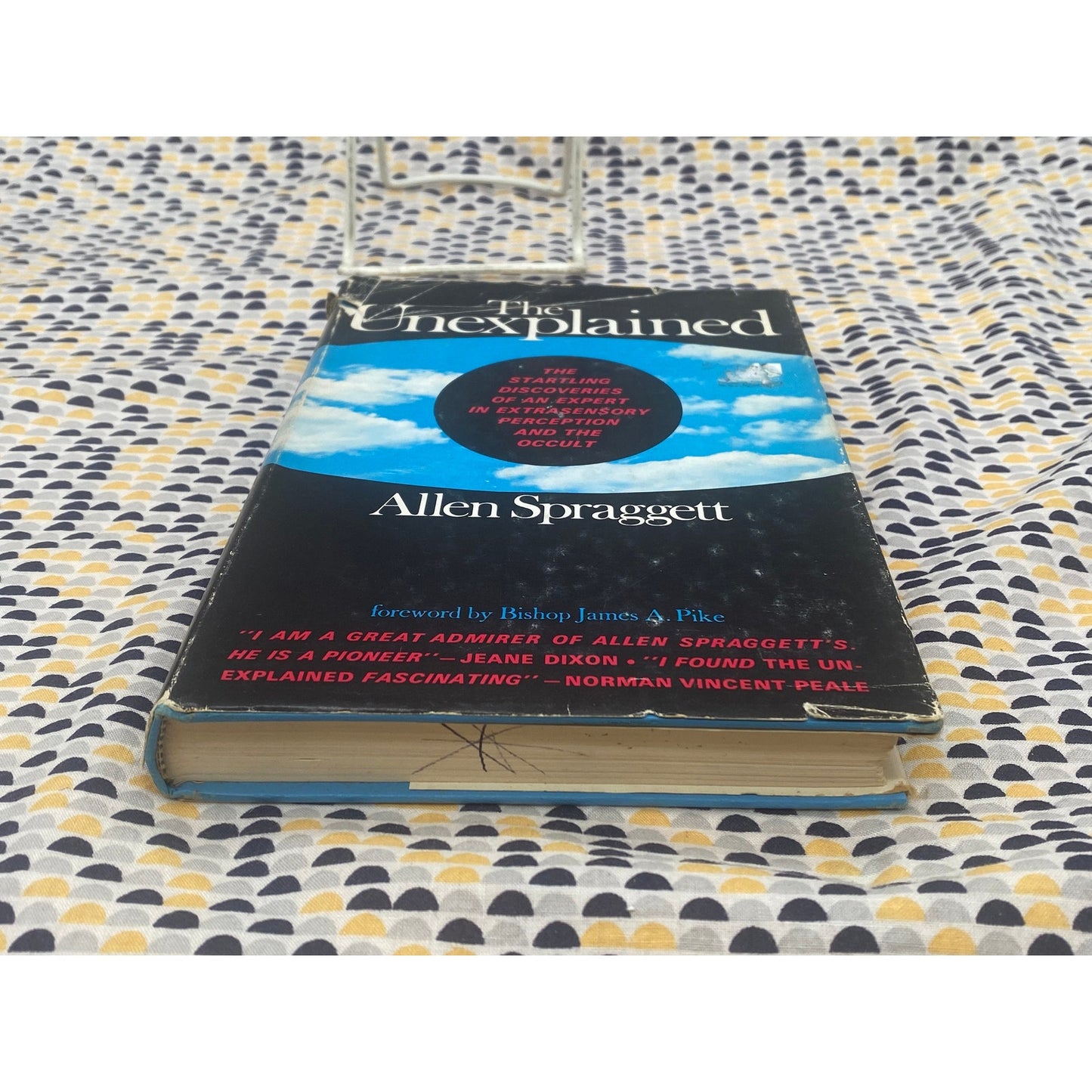 The Unexplained - Allen Spraggett - Startling Discoveries of ESP and the Occult - Vintage Hardcover Book - New American Library Edition