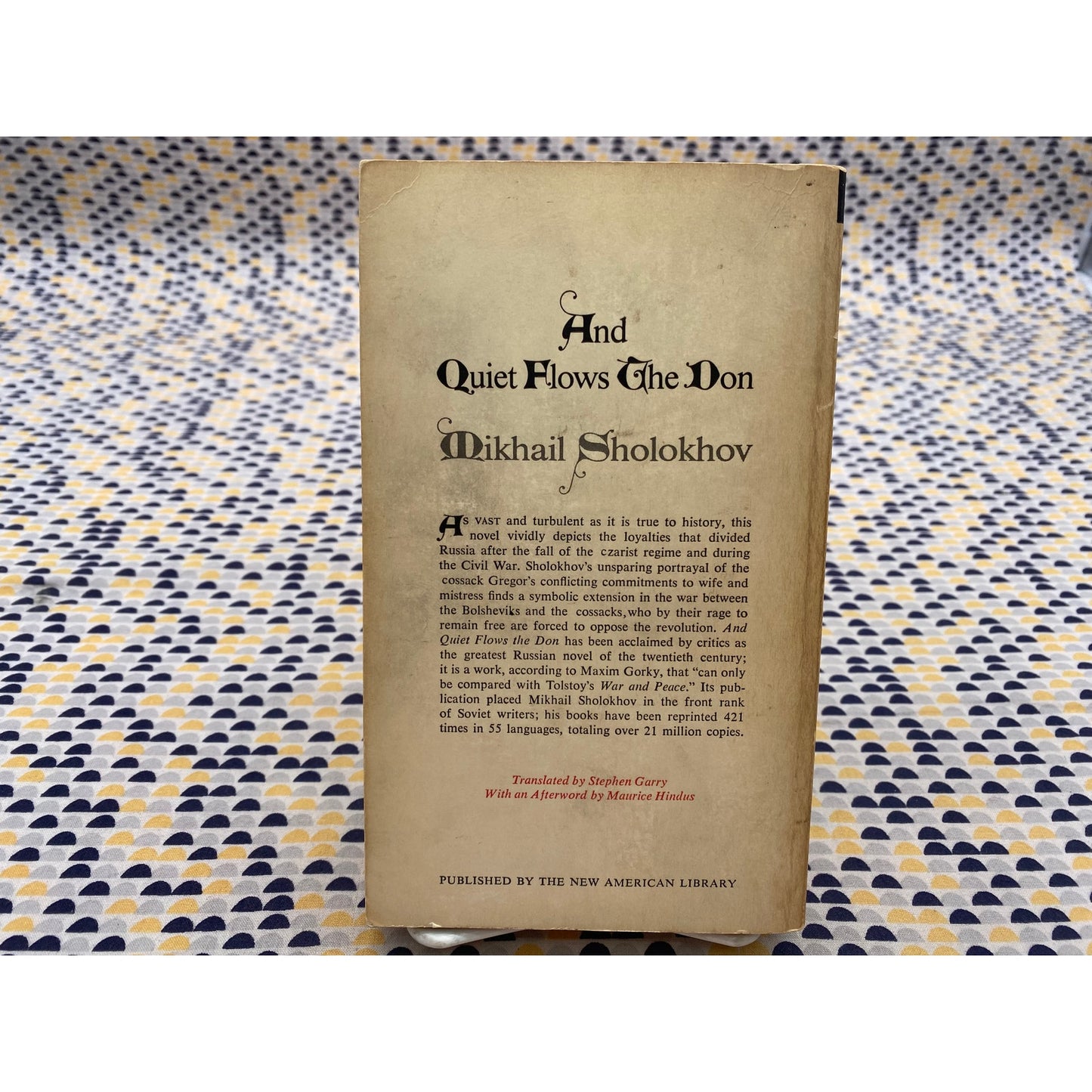 And Quiet Flows the Don = Mikhail Sholokhov - Paperback - Signet Classics Edition