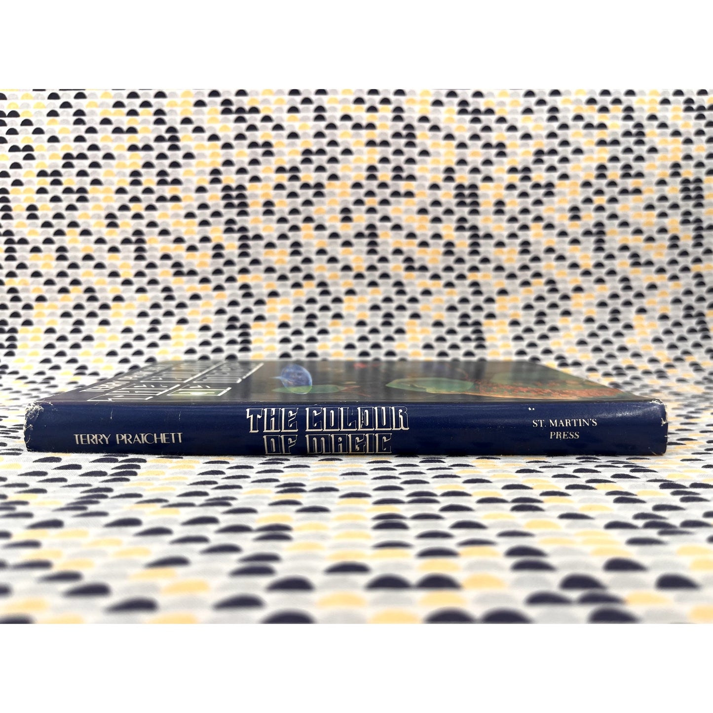The Colour of Magic - Terry Pratchett - St. Martins Press - Hardcover - Club Edition