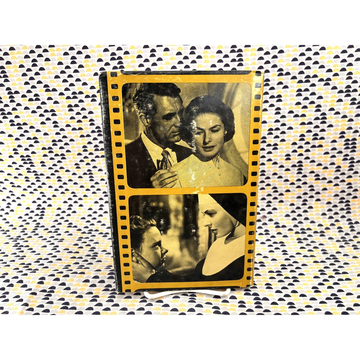 The Pictorial Treasury of Film Stars: Ingrid Bergman - Curtis F. Brown - Galahad Books - Hardcover