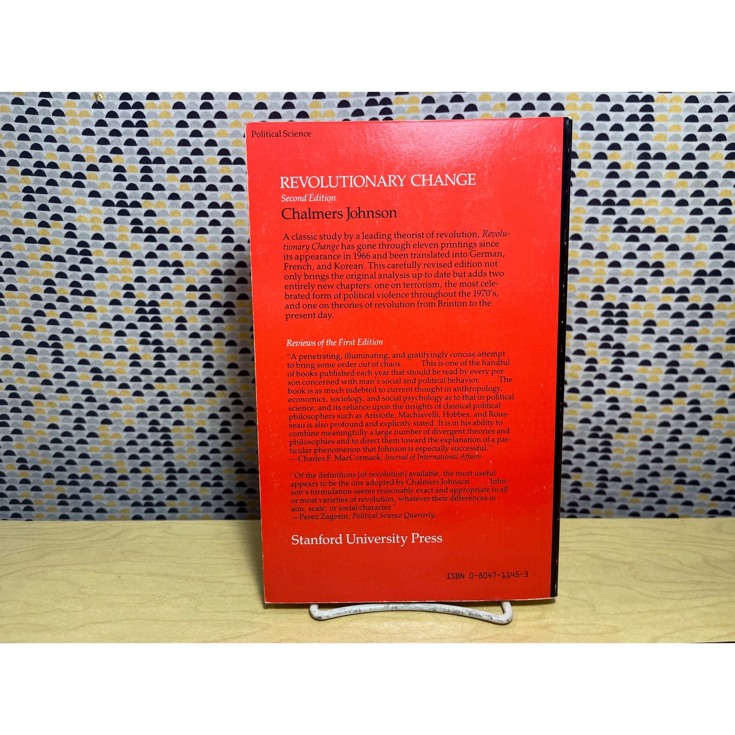 Revolutionary Change - Chalmers Johnson -  Stanford University Press - Paperback