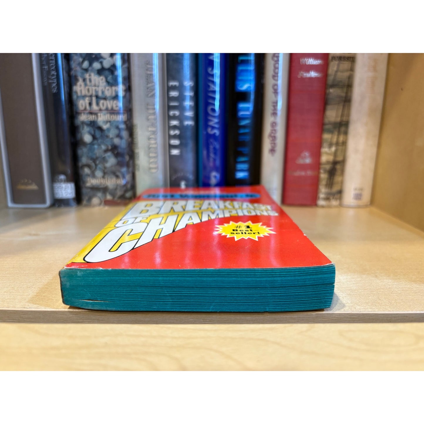 Breakfast of Champions - Kurt Vonnegut Jr. - Vintage Paperback Book - Dell Edition