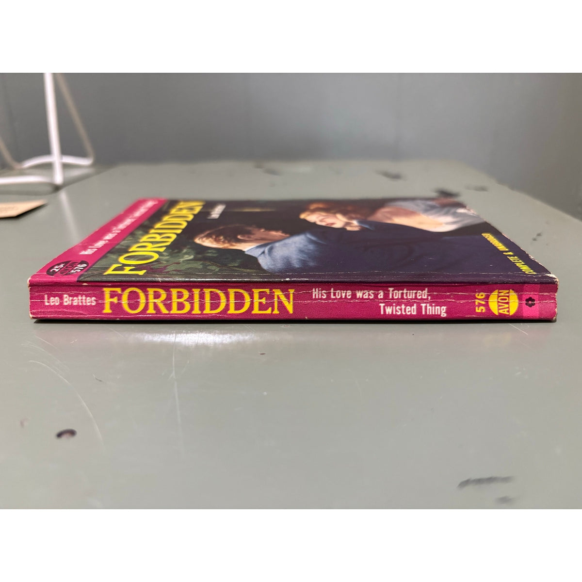 Forbidden - Leo Brattes - Avon 576 - Vintage Paperbacks