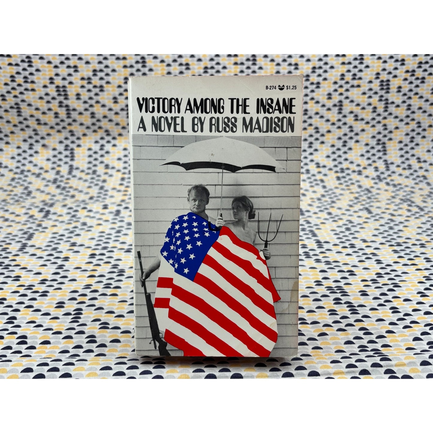 Victory Among The Insane - Russ Madison - Grove Press - Paperback