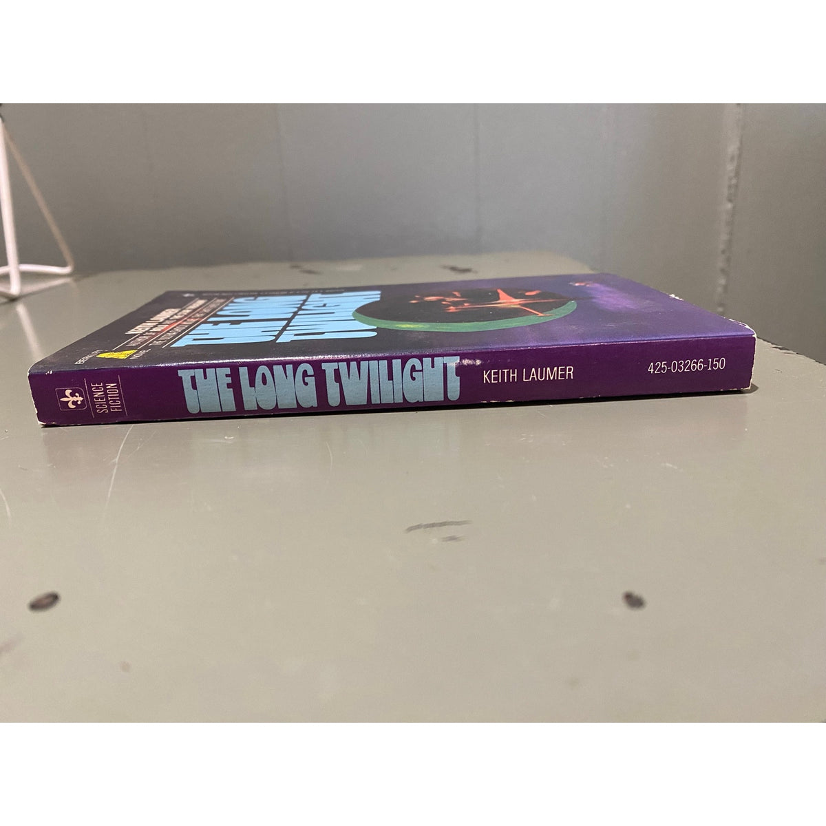 The Long Twilight - Keith Laumer - Berkley Medallion - Vintage Paperbacks