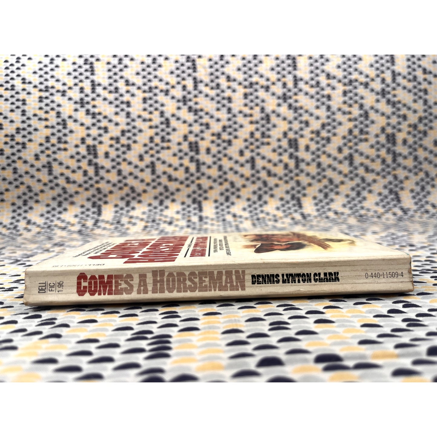 Comes A Horseman - Dennis Lynton Clark - Dell Books - Movie Tie-In Edition